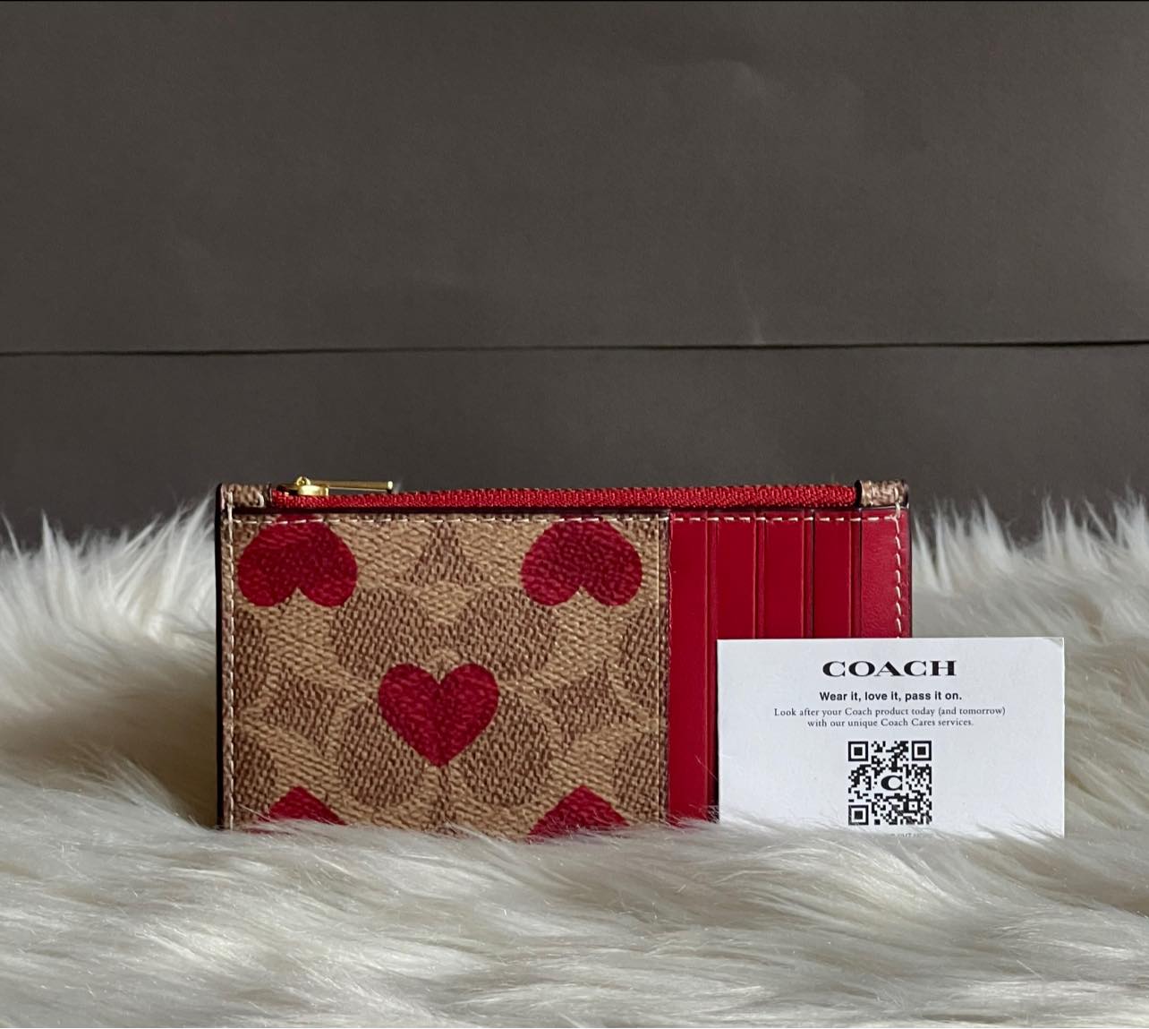 Coach Zip Card Case in Signature Canvas with Heart Print