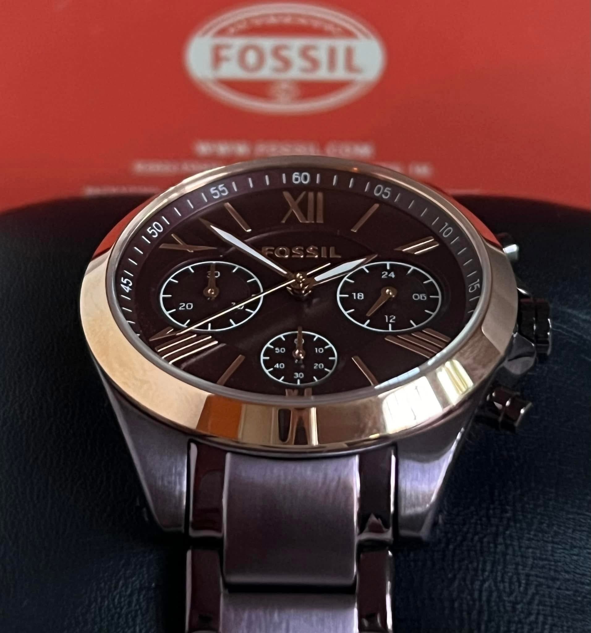 fossil women's modern courier stainless steel chronograph dress quartz watch Fossil Women's Modern Courier Midsize Chronograph Wine Stainless Steel –  Club de Mode