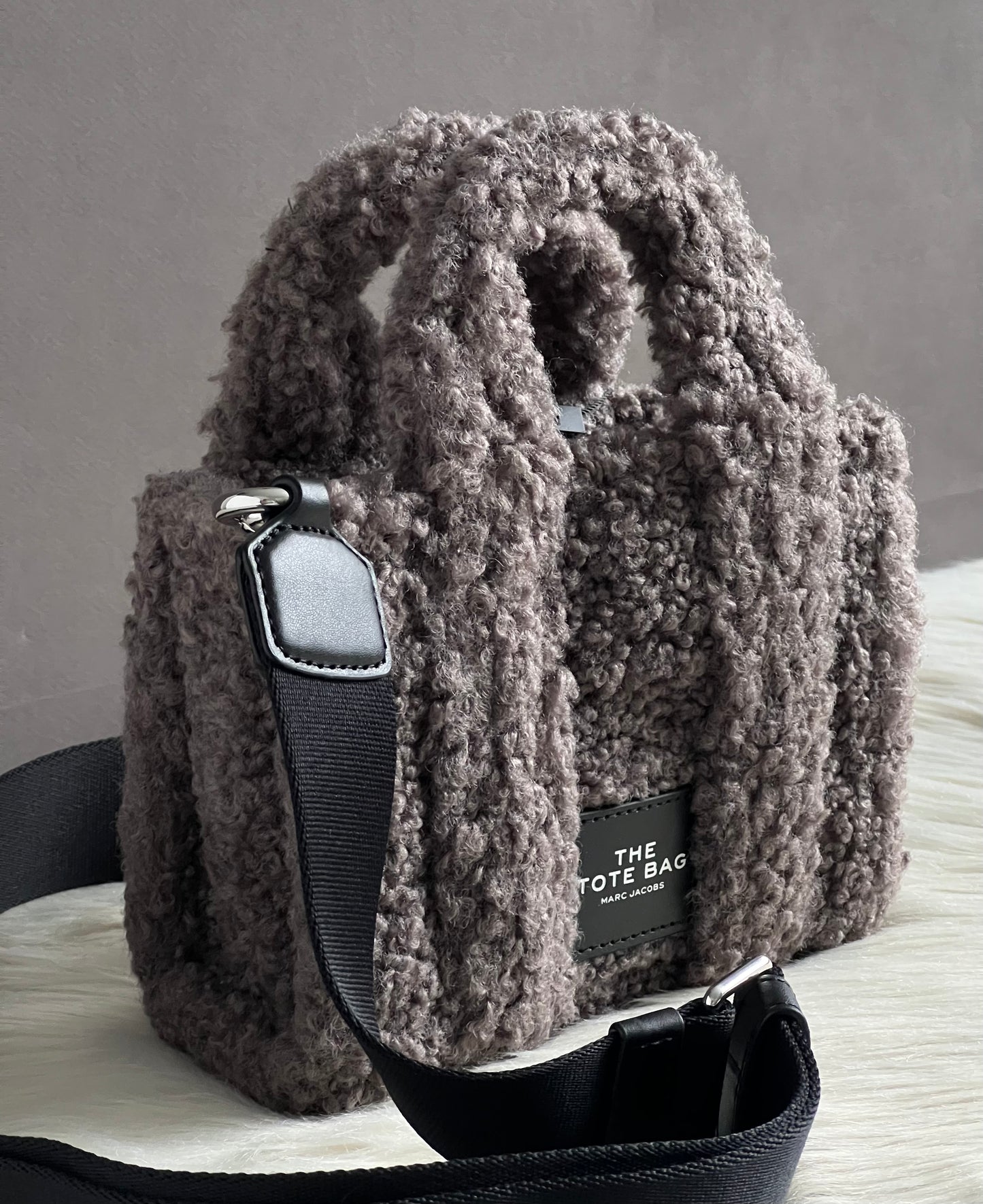 Marc Jacobs The Teddy Crossbody Tote Bag