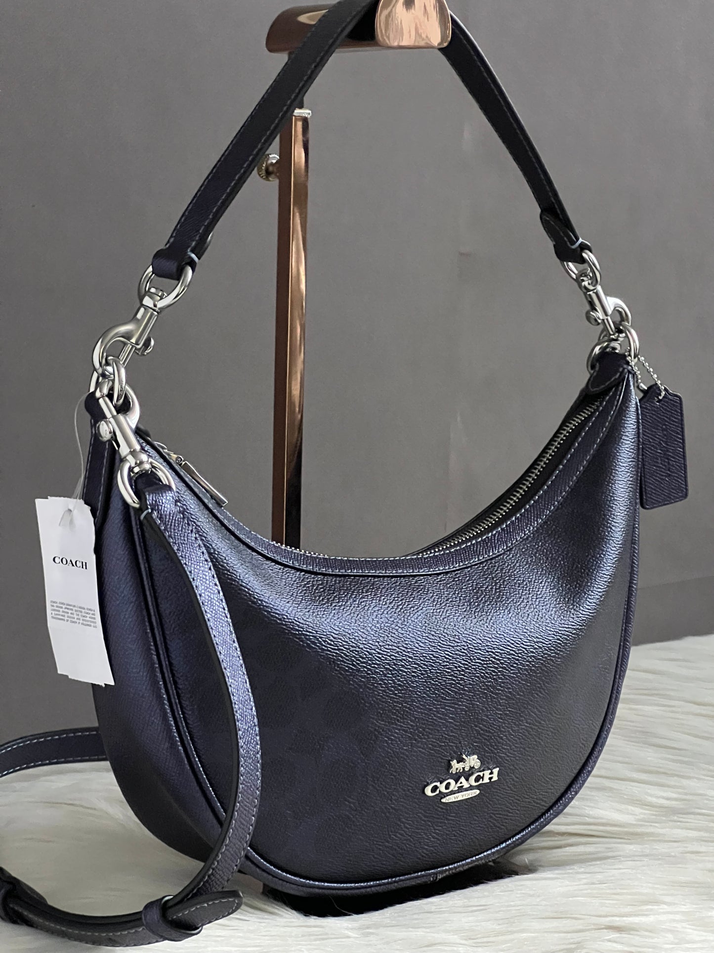 Coach Aria Shoulder Bag In Signature Canvas