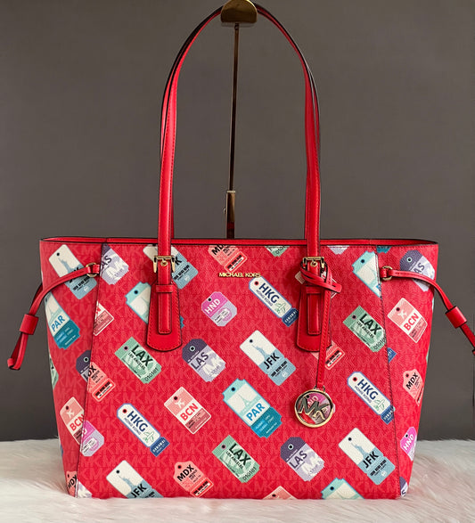 Michael Kors Voyager Large Printed Signature Logo Tote Bag