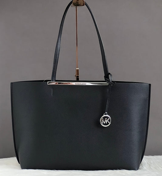 Michael Kors Evelyn Large Tote Bag