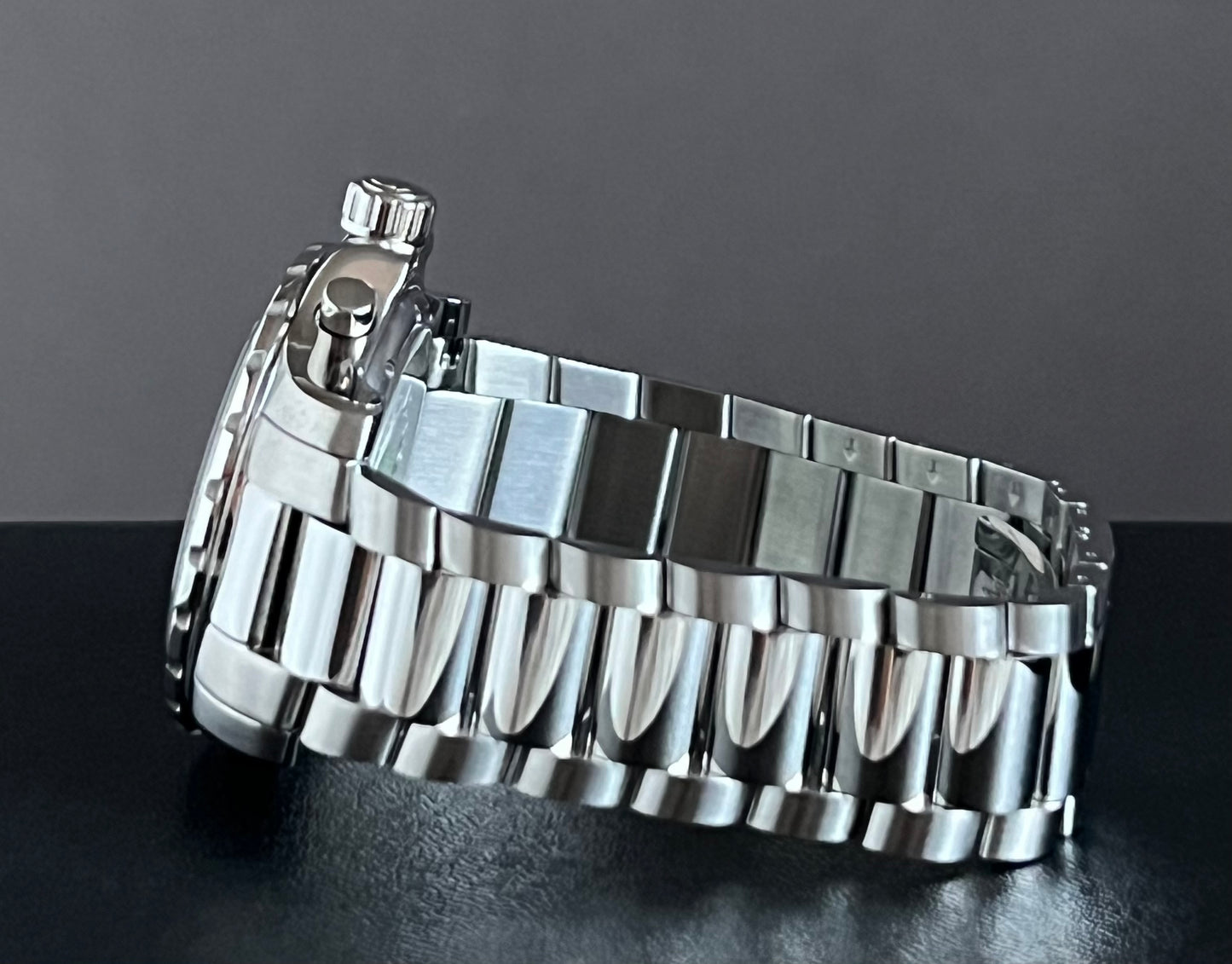 Movado Men’s Series 800 Chronograph Watch