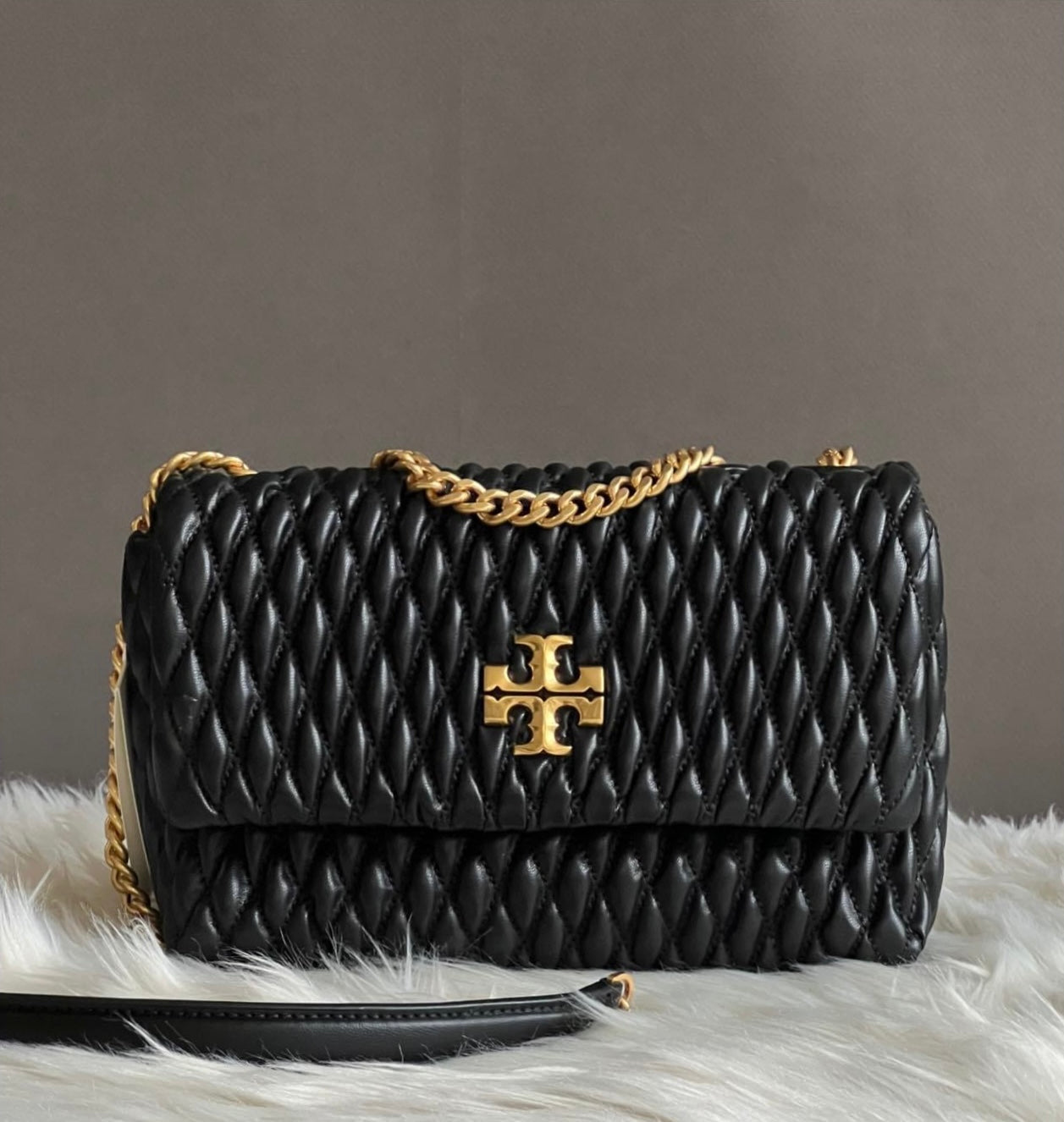 Tory Burch Kira Ruched Small Convertible Shoulder Bag – Club de Mode