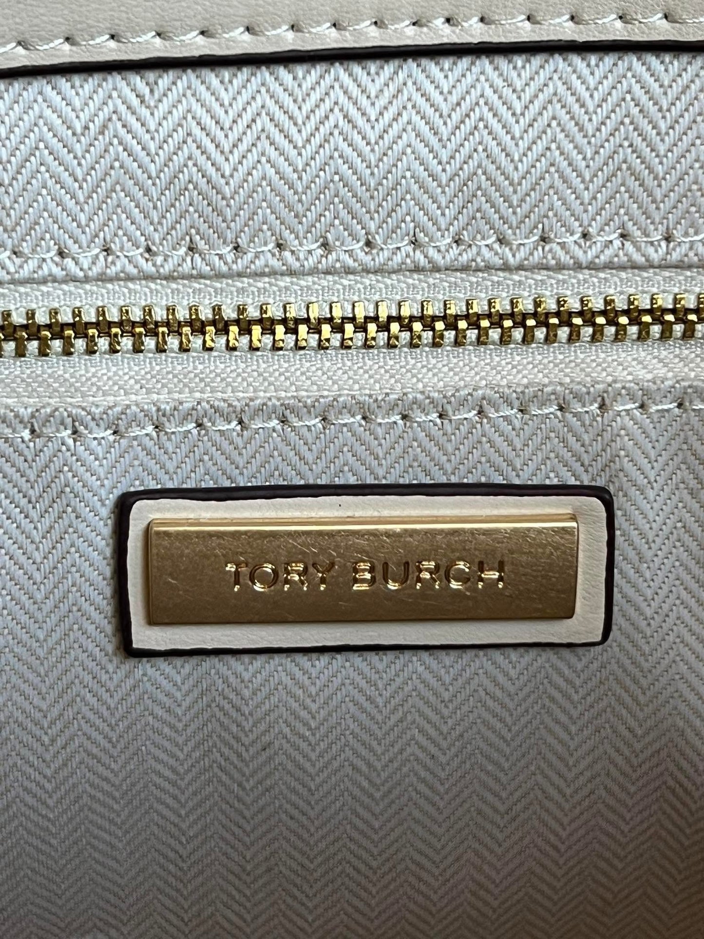 Tory Burch Fleming Soft Chain Tote