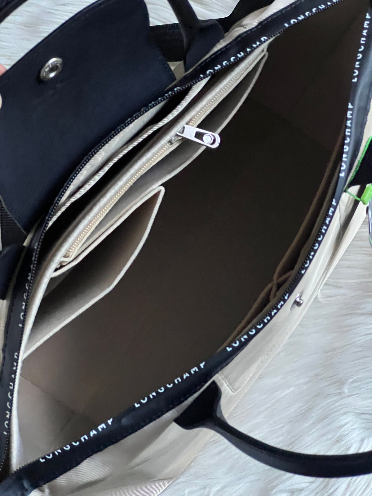Longchamp Le Pliage Energy L Handbag