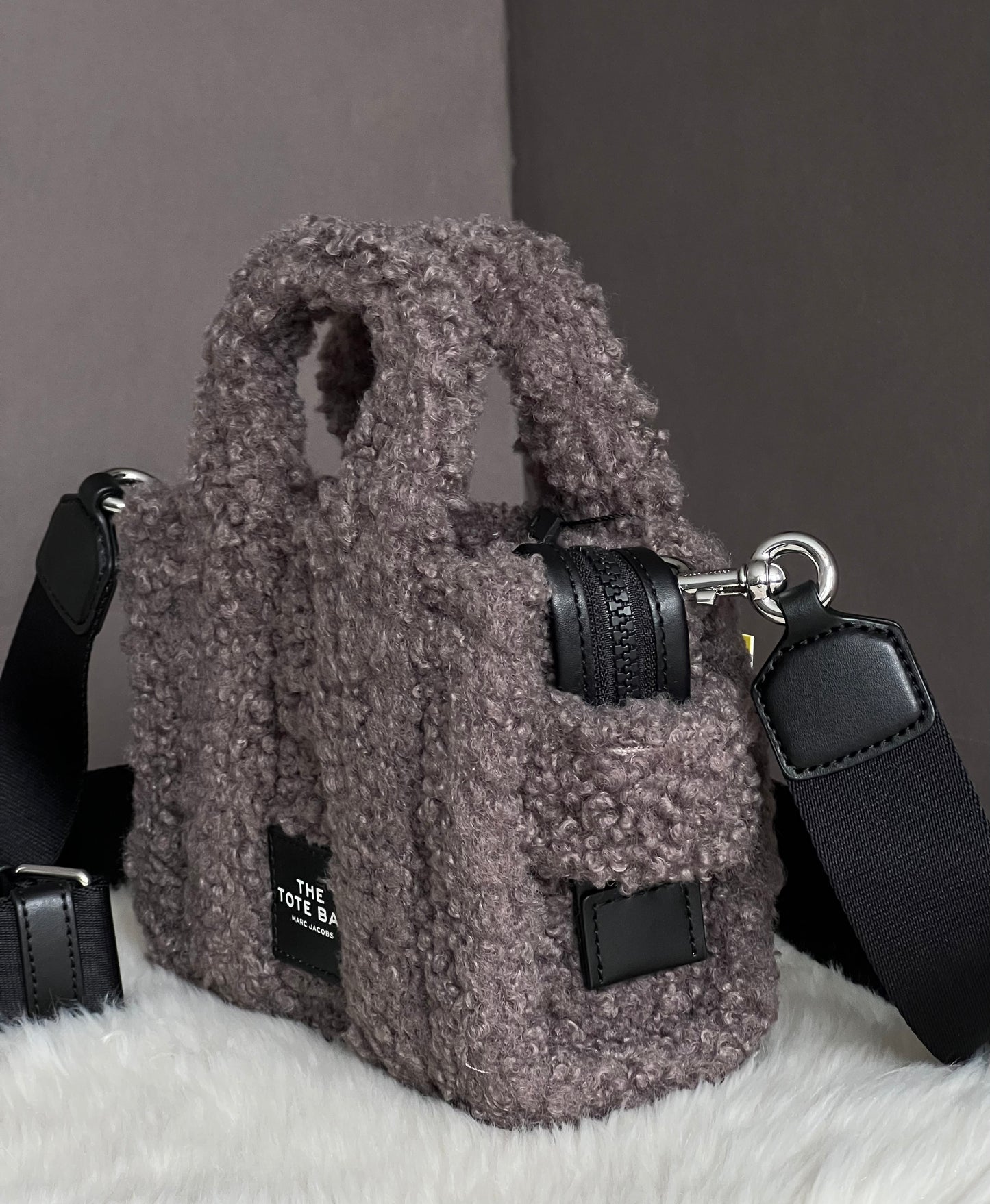 Marc Jacobs The Teddy Crossbody Tote Bag