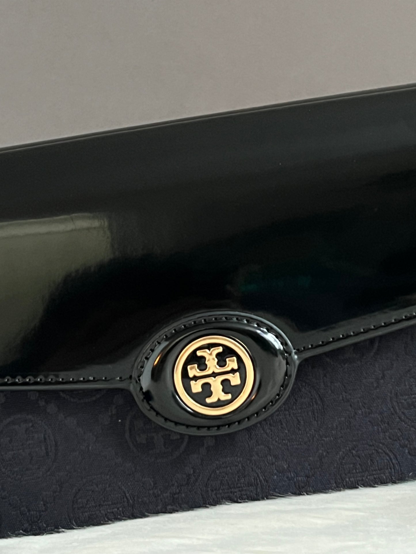 Tory Burch T Monogram Robinson Convertible Shoulder Bag
