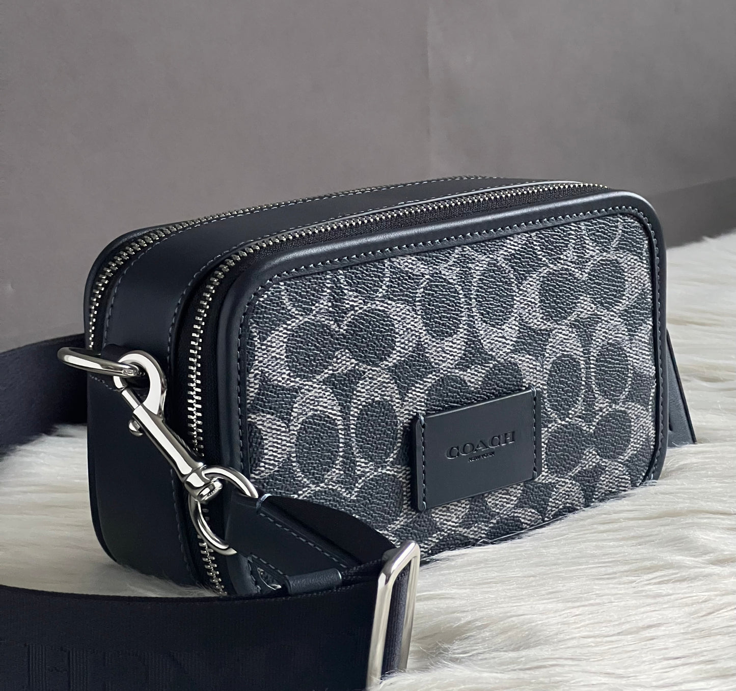 Coach Wyatt Crossbody Bag In Signature Canvas