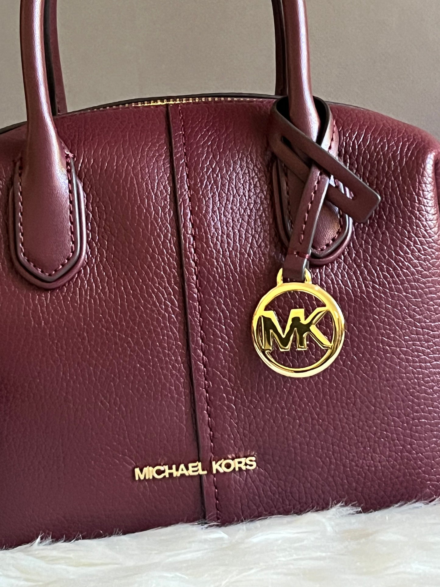 Michael Kors Hyde Small Pebbled Satchel