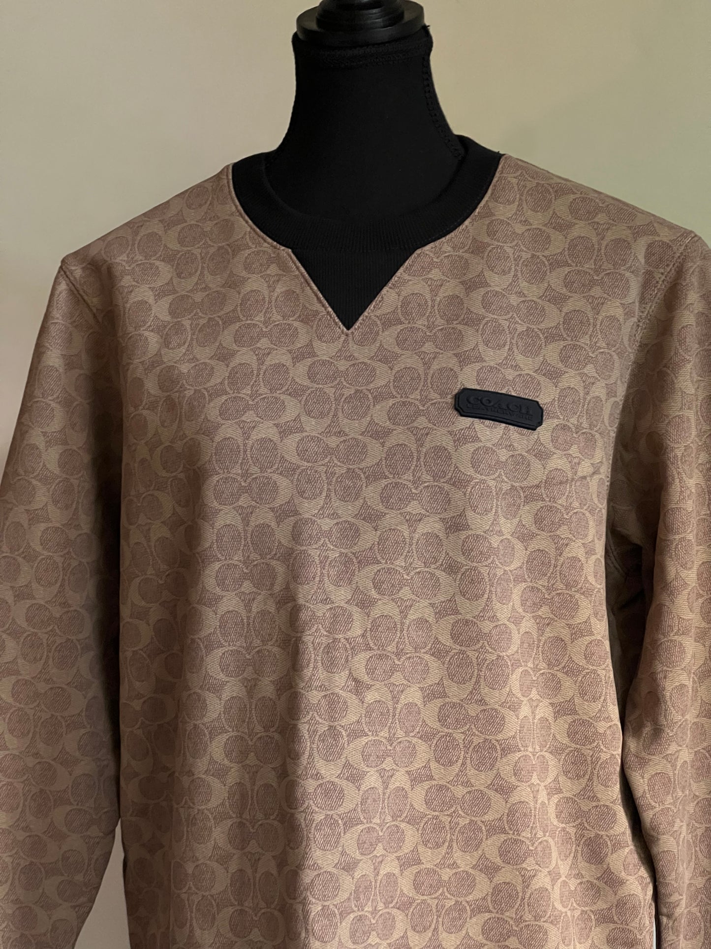 Coach Essential Crewneck In Signature