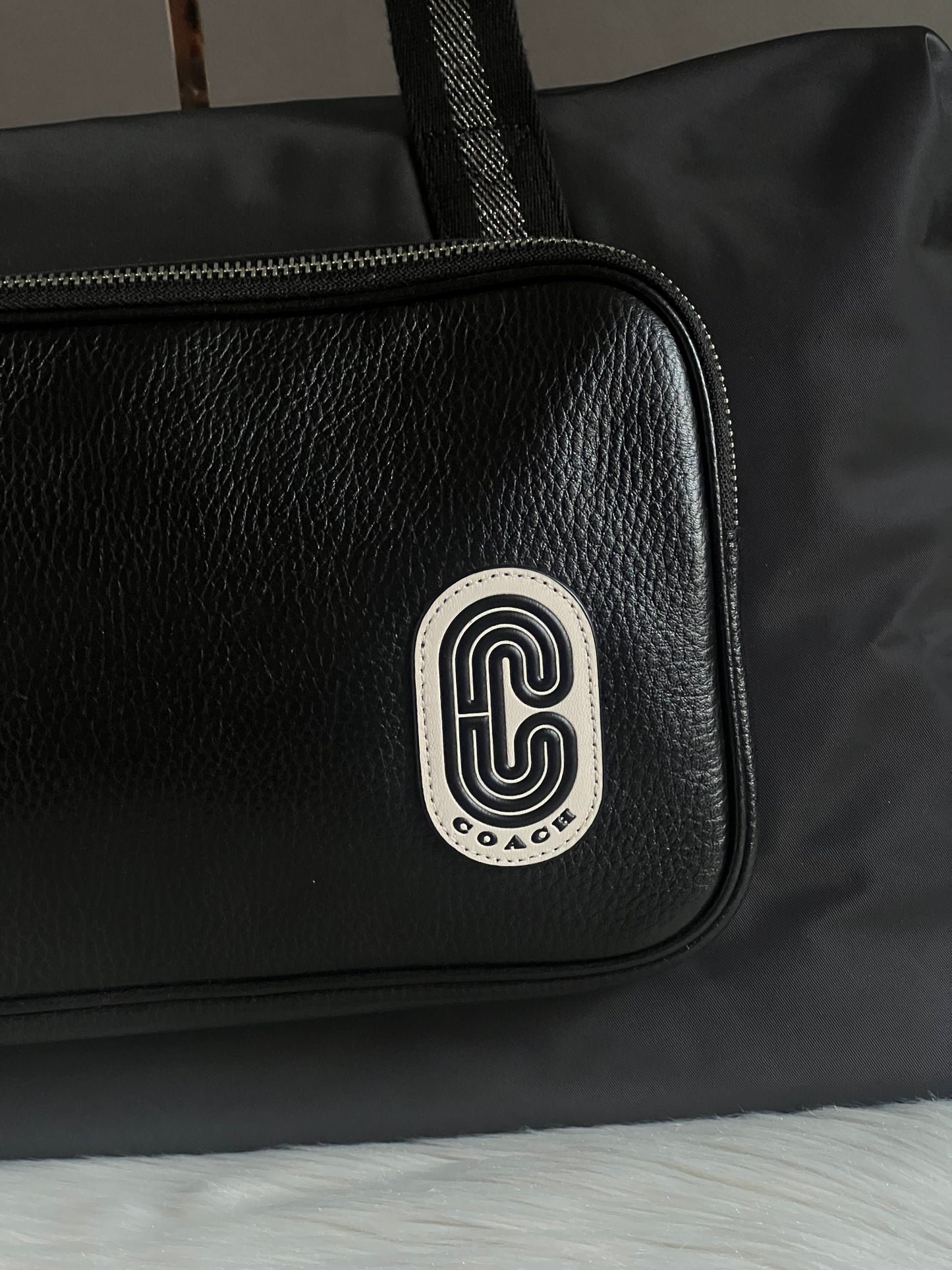Coach Court Weekender