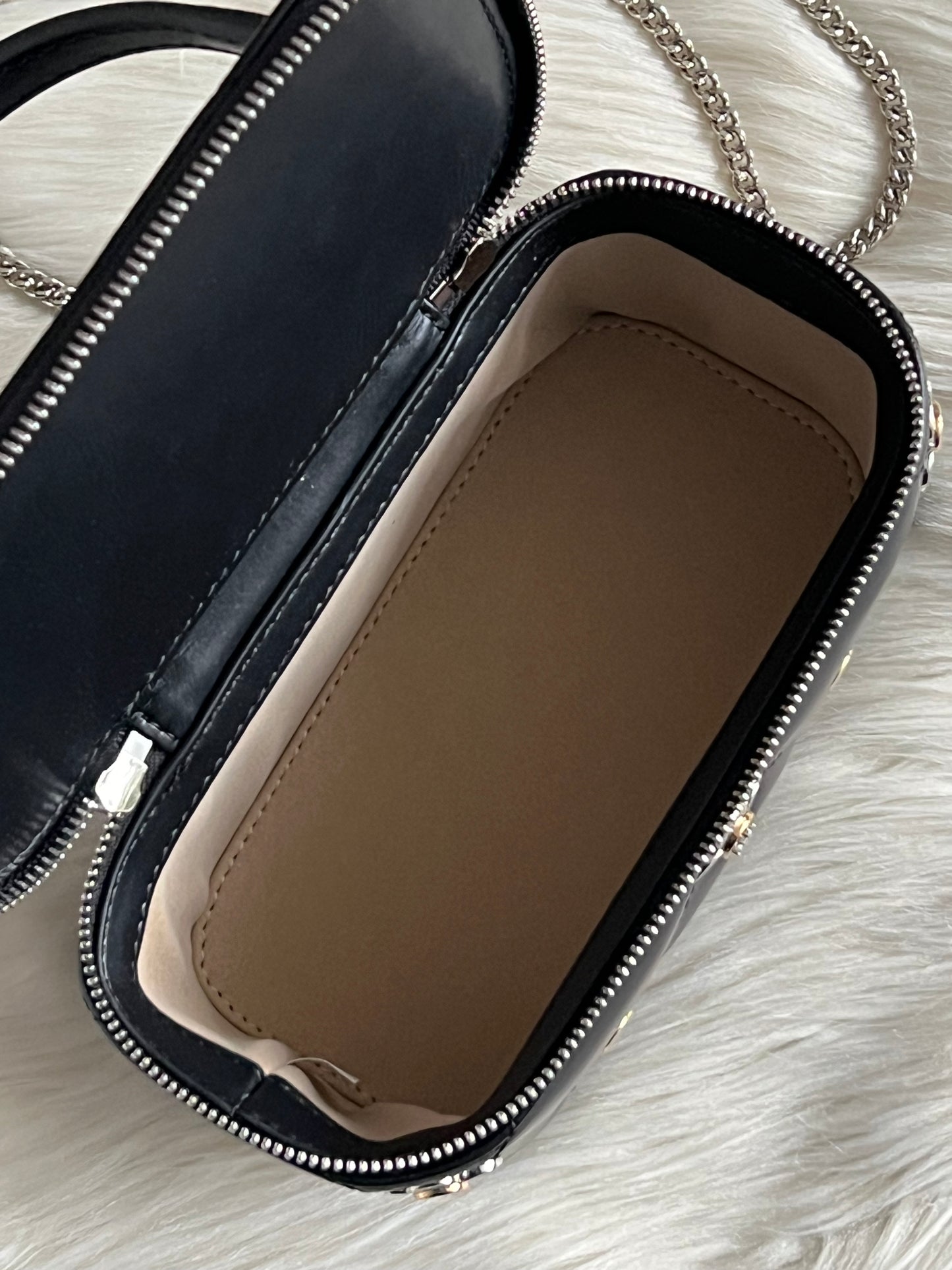 Tory Burch Kira Diamond Quilt Clover Vanity Case