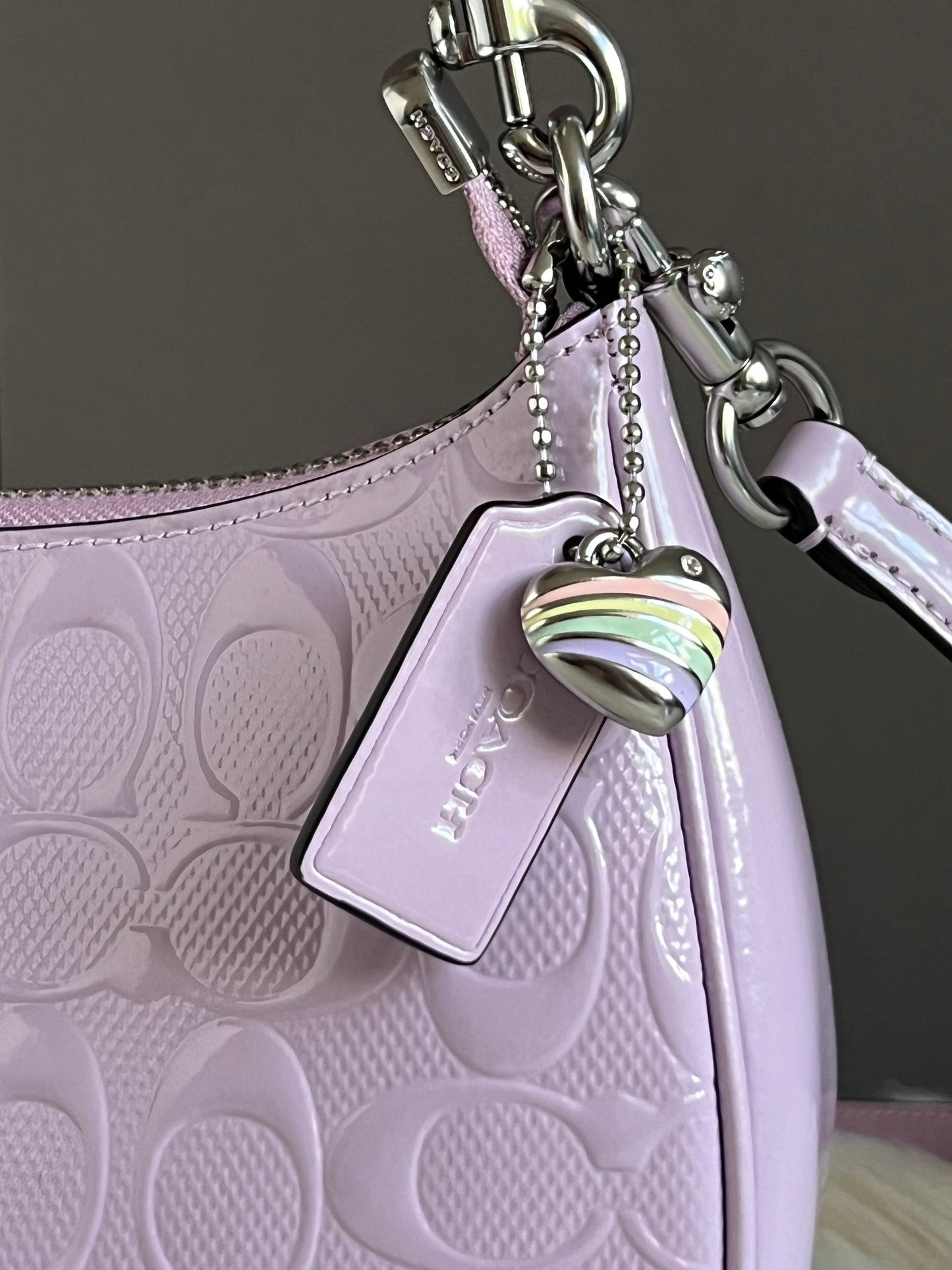 Coach Teri Shoulder Bag In Signature Leather With Heart Charm