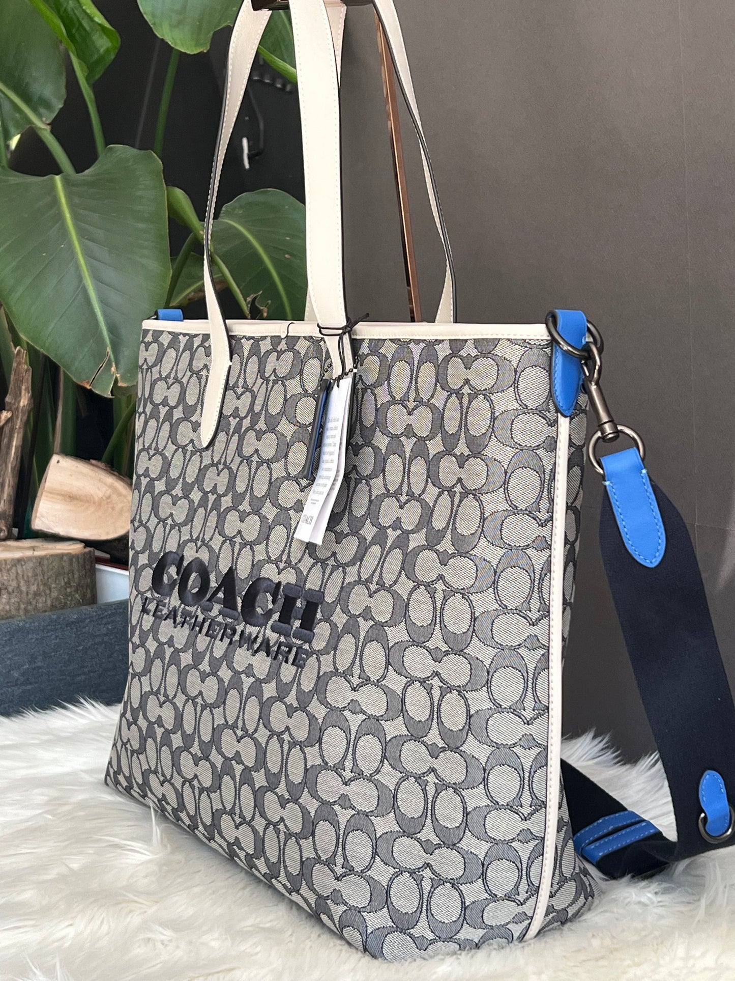 Coach League Tote in Signature Jacquard