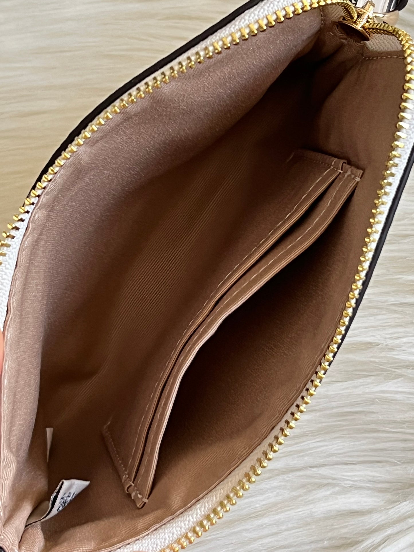 Coach Corner Zip Wrislet With Star Print