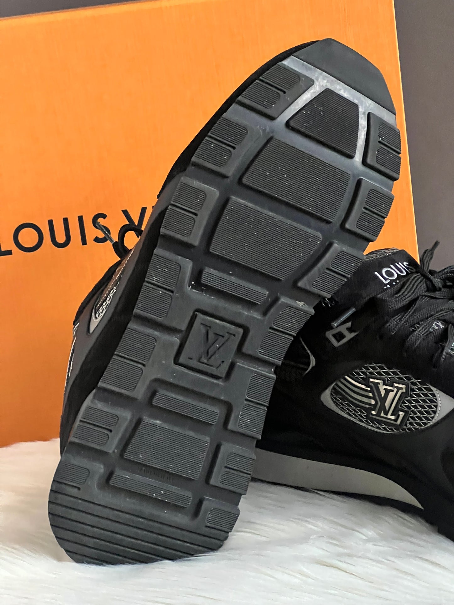 PRE-LOVED — Louis Vuitton Run Away Sneaker