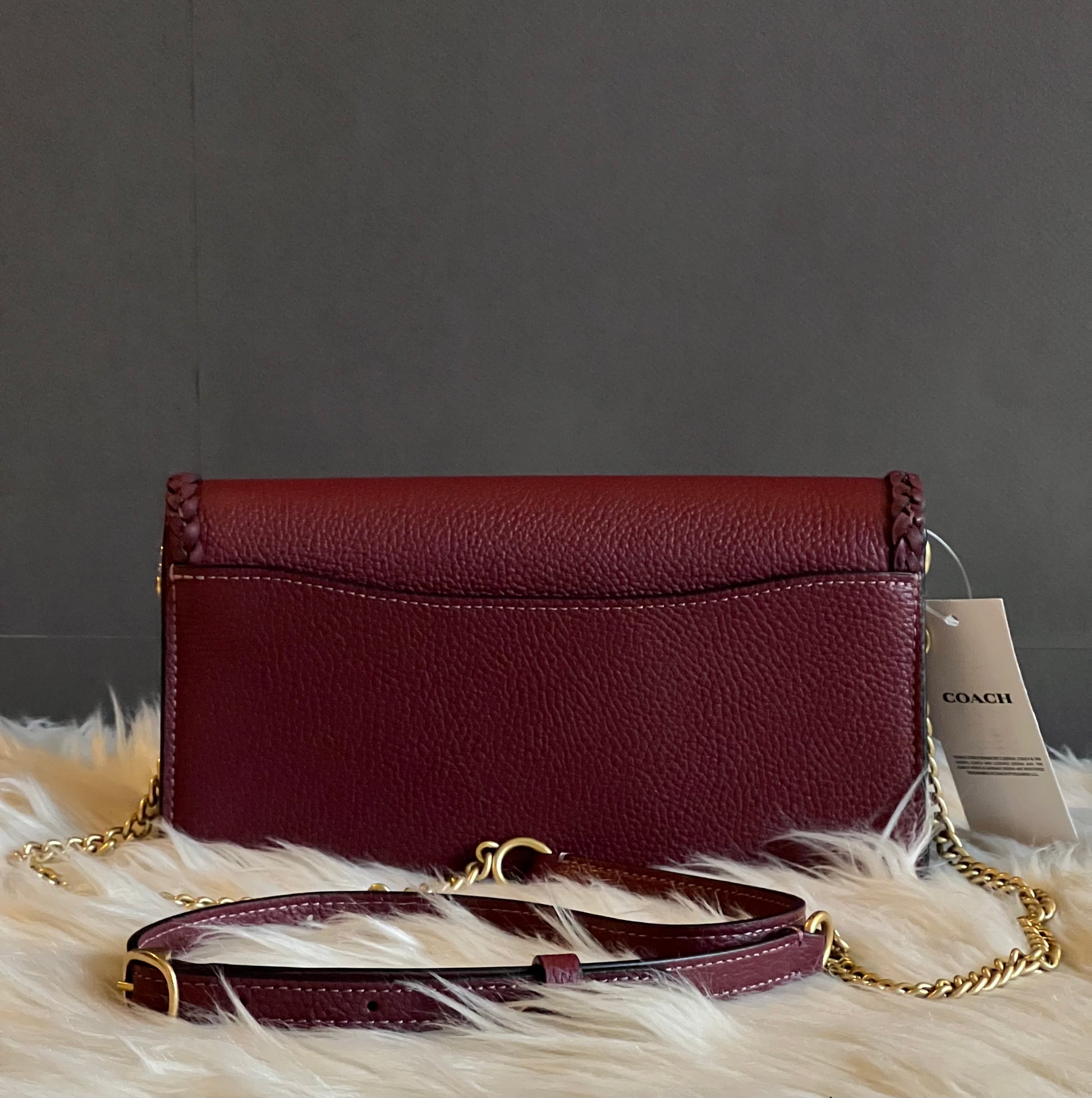 Coach Tabby Chain Clutch with Braid - Club de Mode Coach Tabby Chain Clutch with Braid - Club de Mode