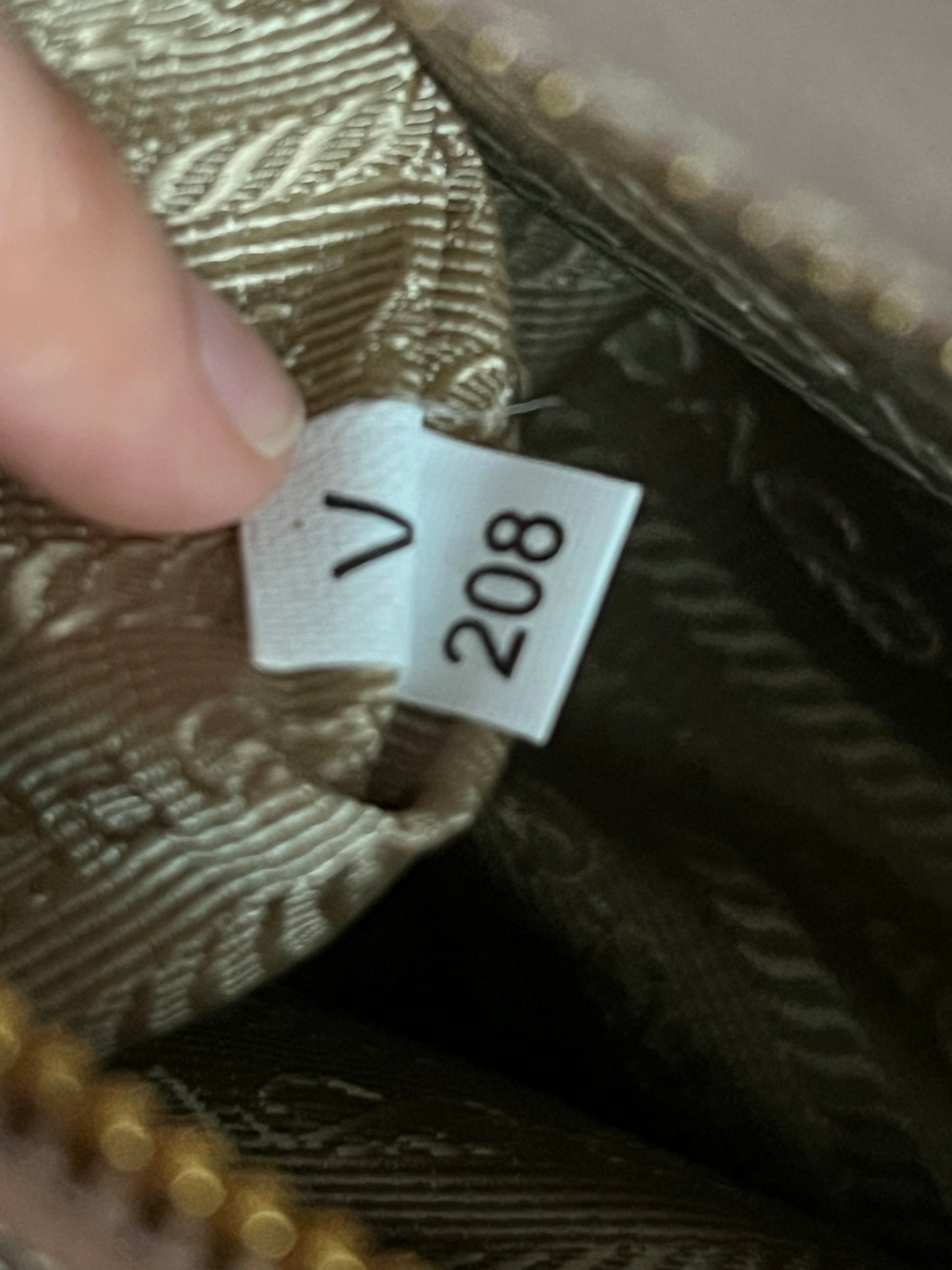 Prada Saffiano Lux Medium Galleria Zip Tote