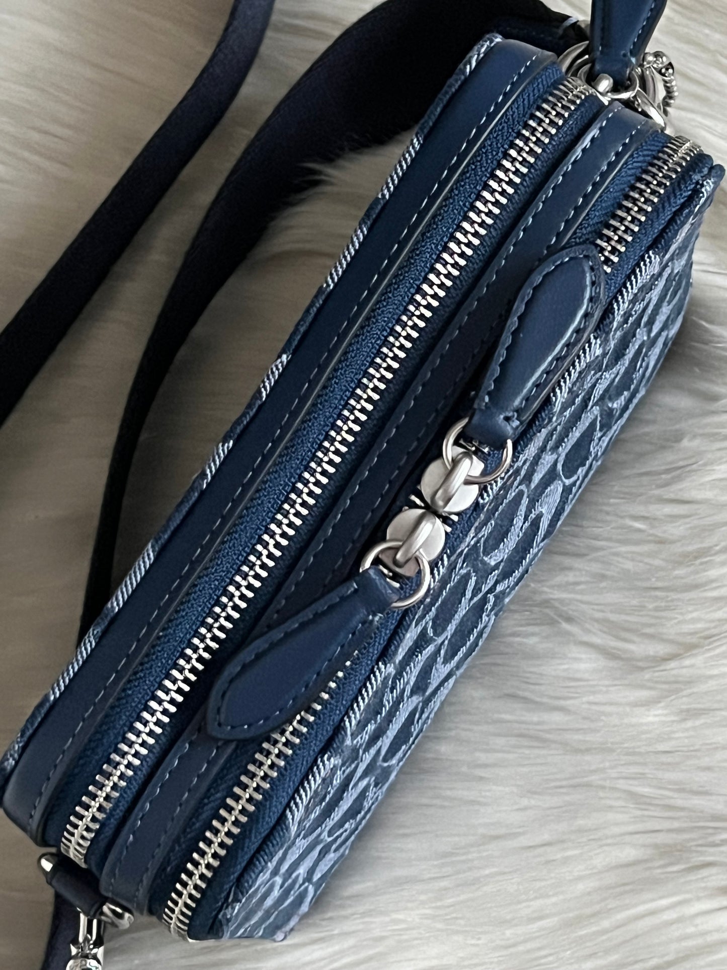 Coach Charter Crossbody Bag 19 In Signature Denim