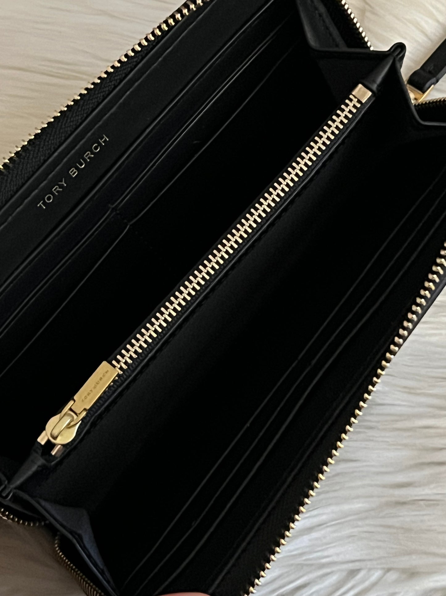 Tory Burch Kira Diamond Quilted Zip Continental Wallet
