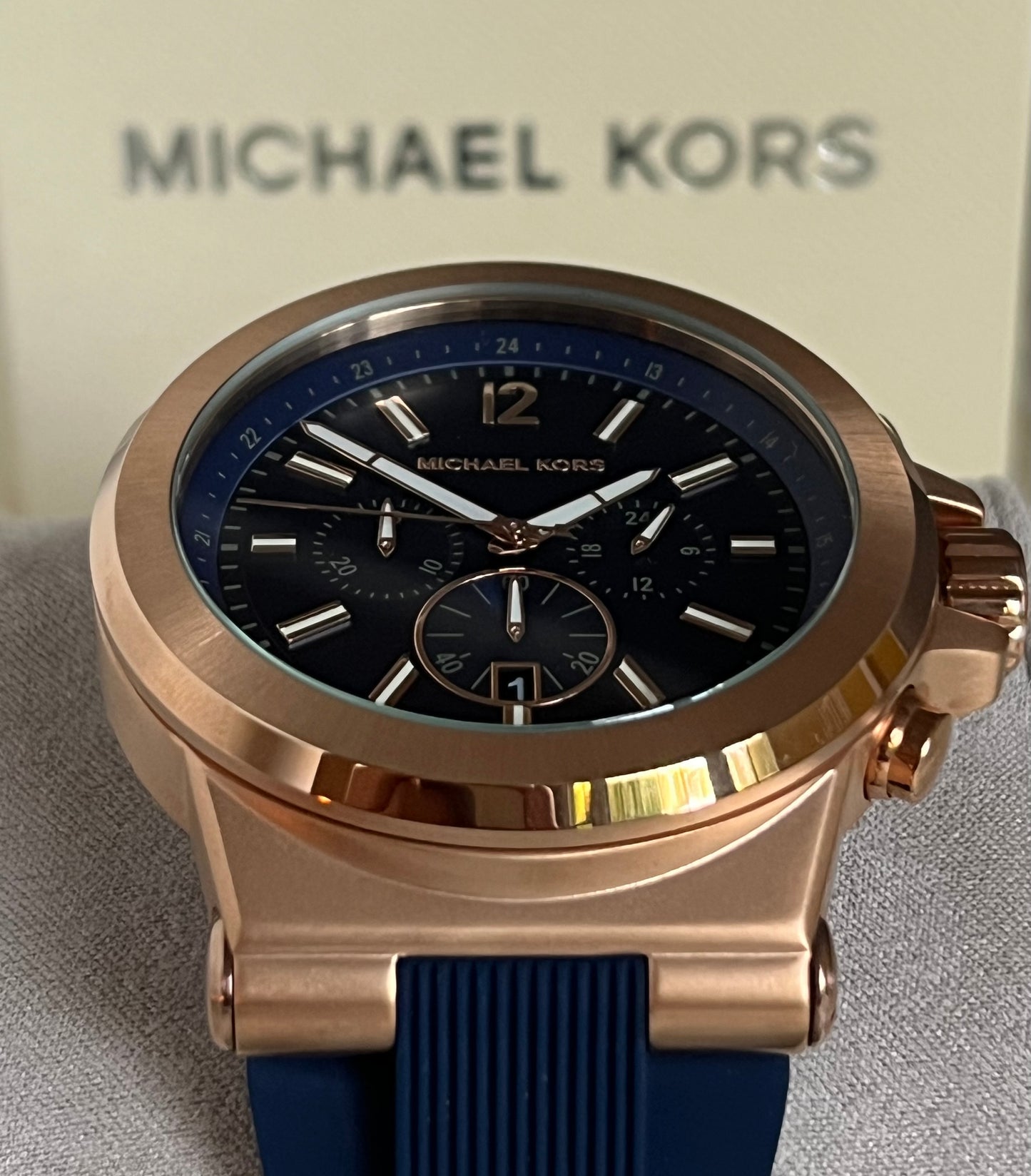 Michael Kors Men’s Dylan Rose Gold-Tone with Navy Silicone Strap