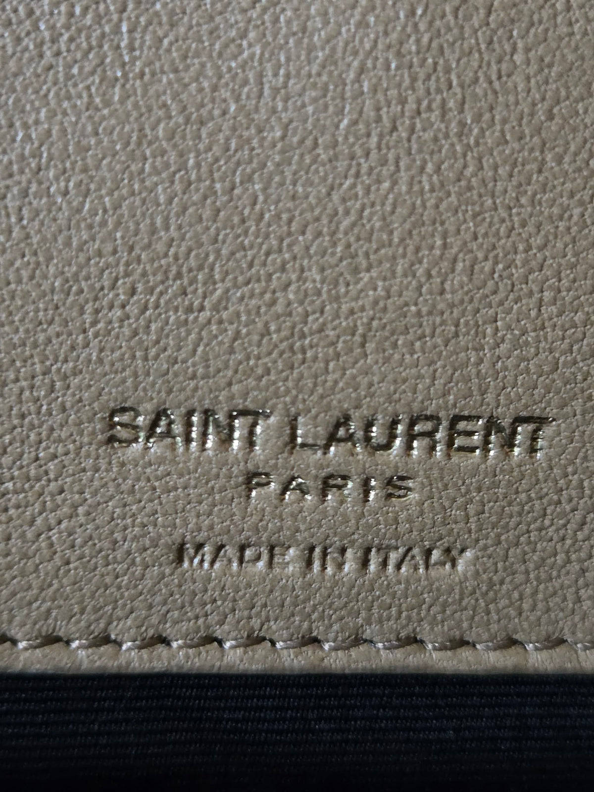 PRE-LOVED - YSL LouLou Small Matelassée