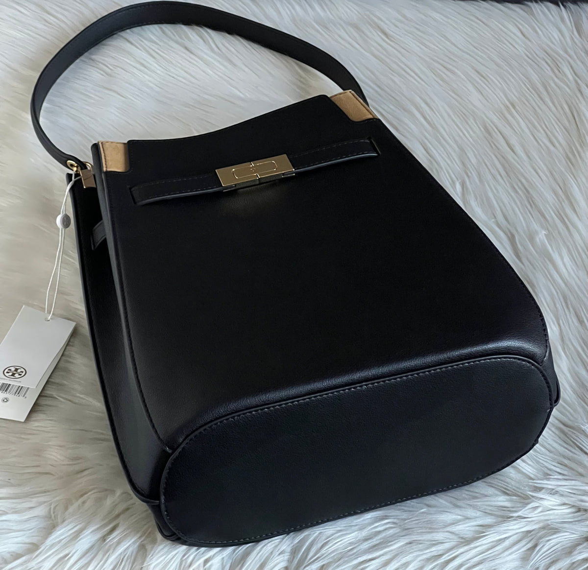 Tory Burch Lee Radziwill Bucket Bag