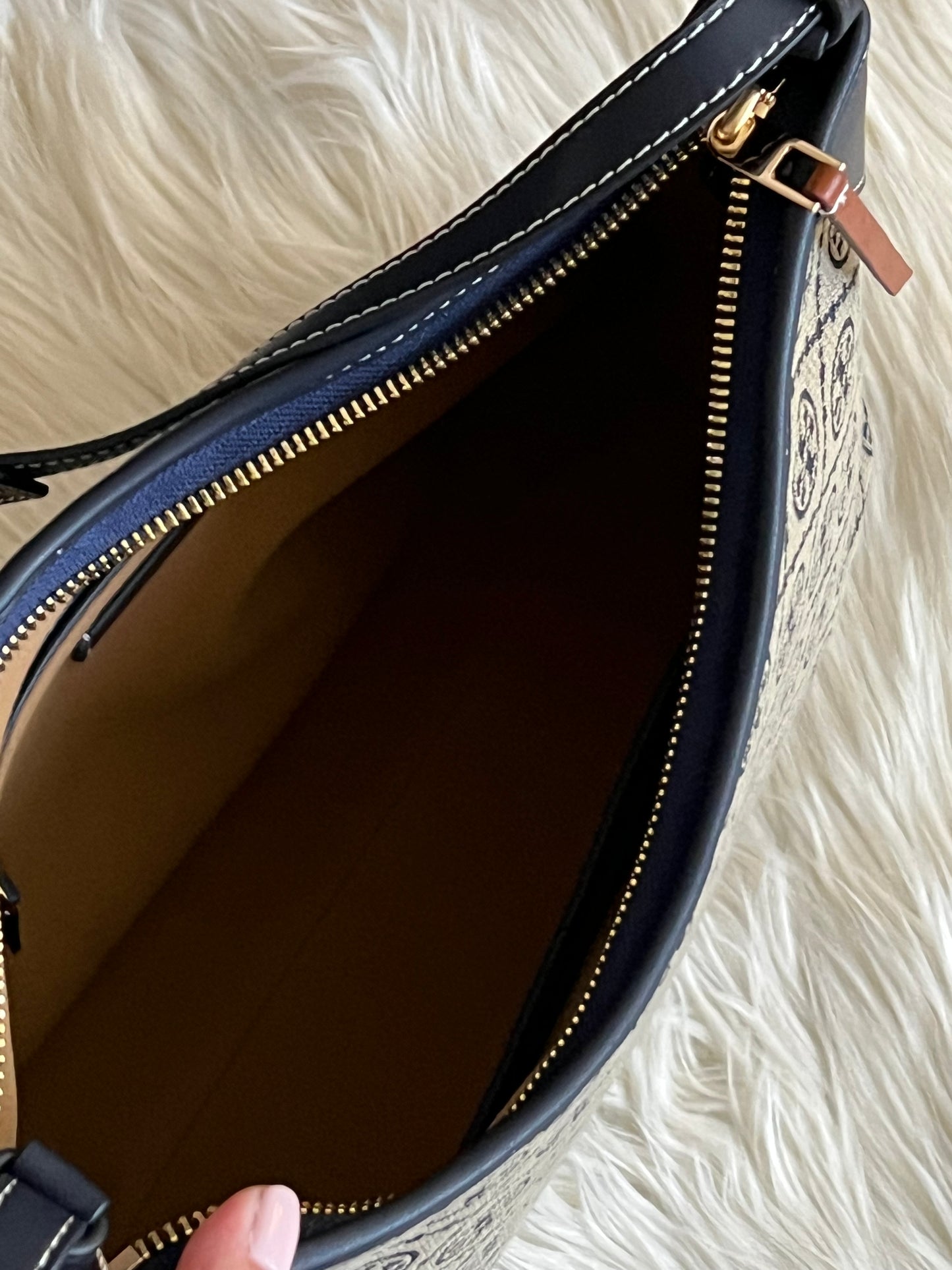 Tory Burch T Monogram Messenger