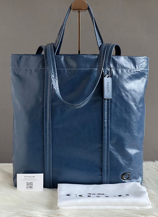 Coach Hall Tote 33