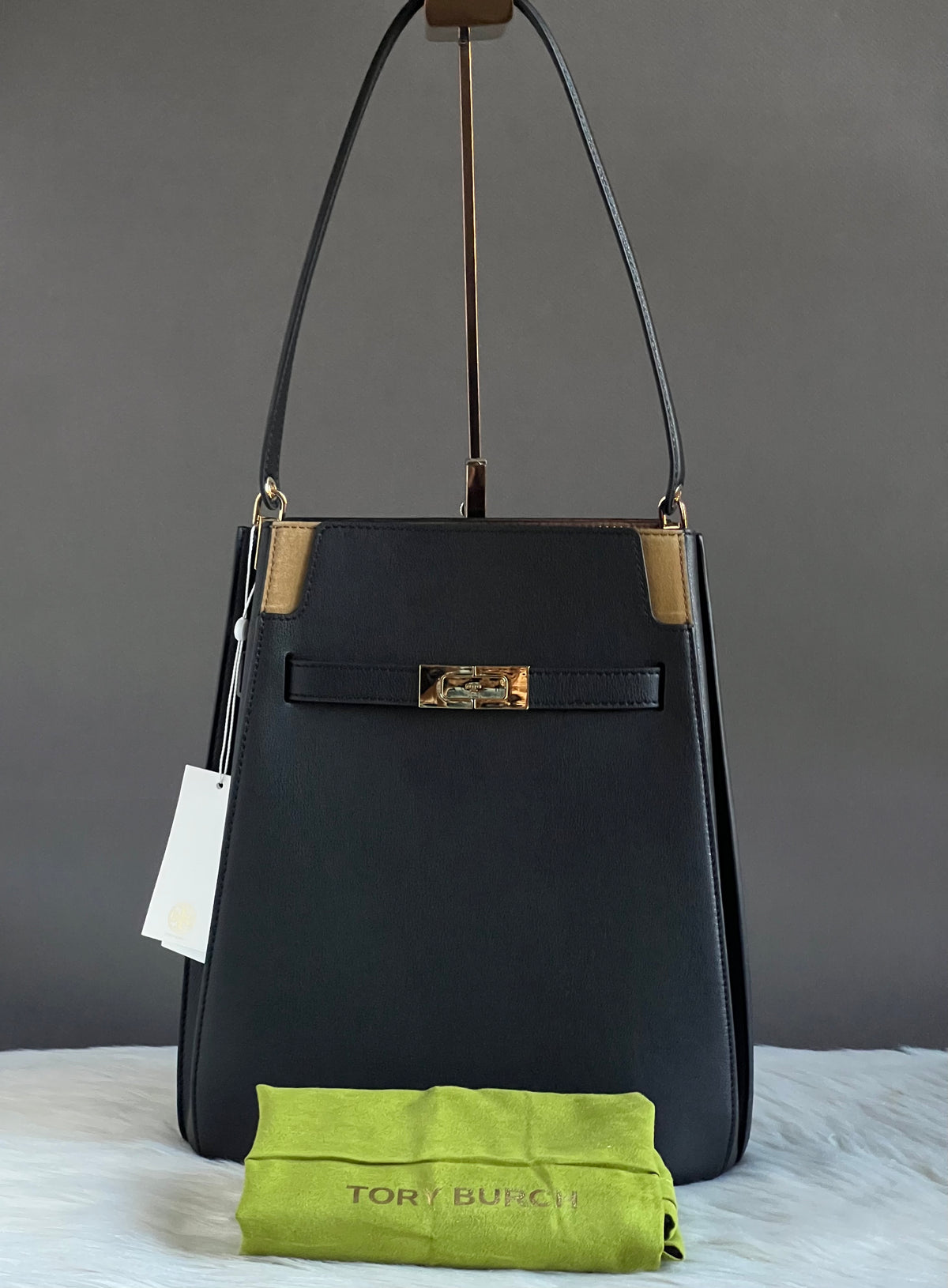 Tory Burch Lee Radziwill Bucket Bag