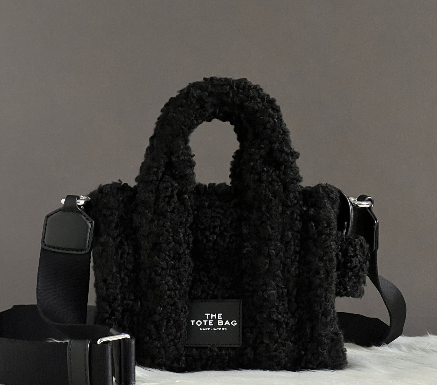 Marc Jacobs The Teddy Crossbody Tote Bag