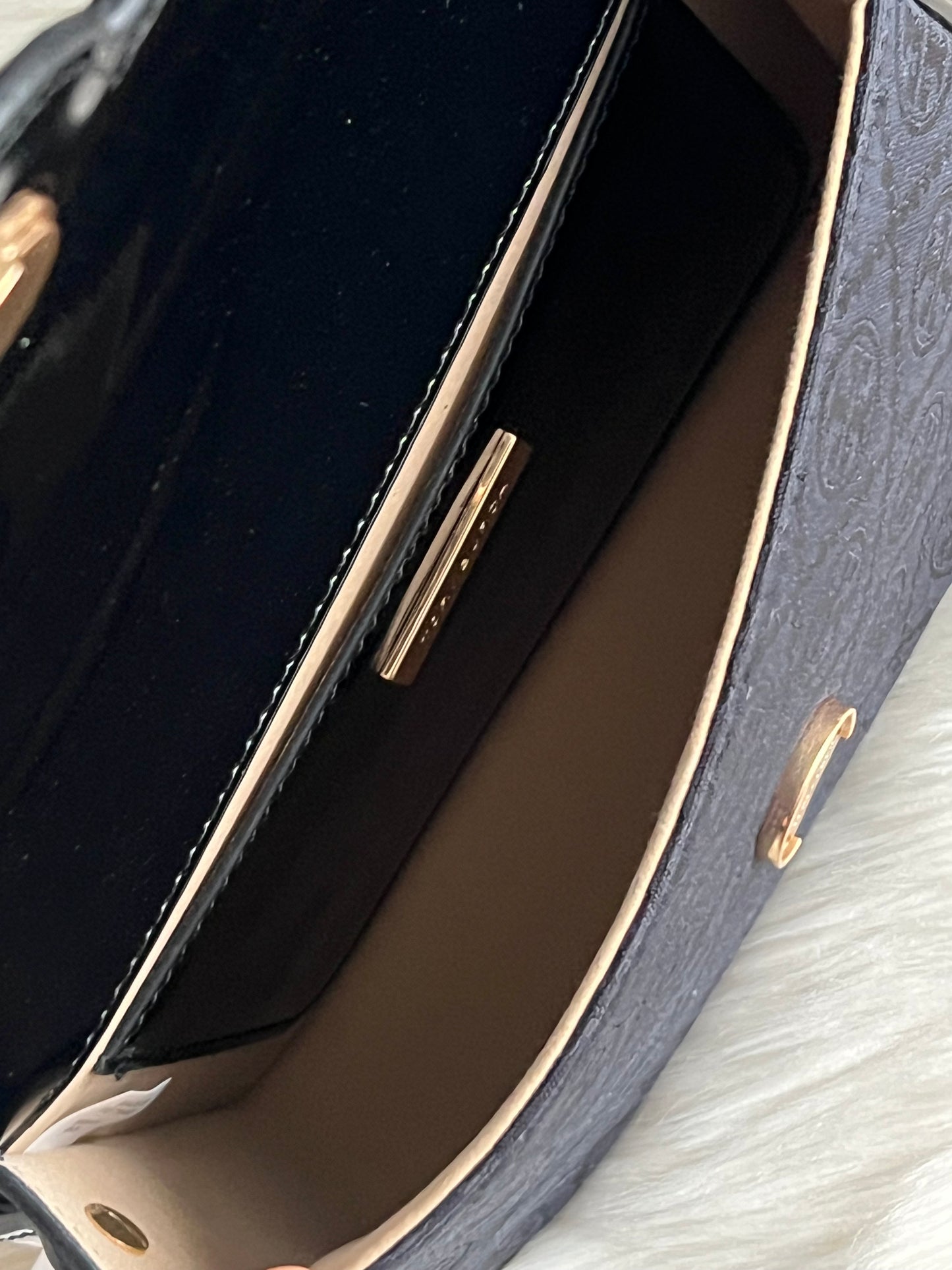 Tory Burch T Monogram Robinson Convertible Shoulder Bag