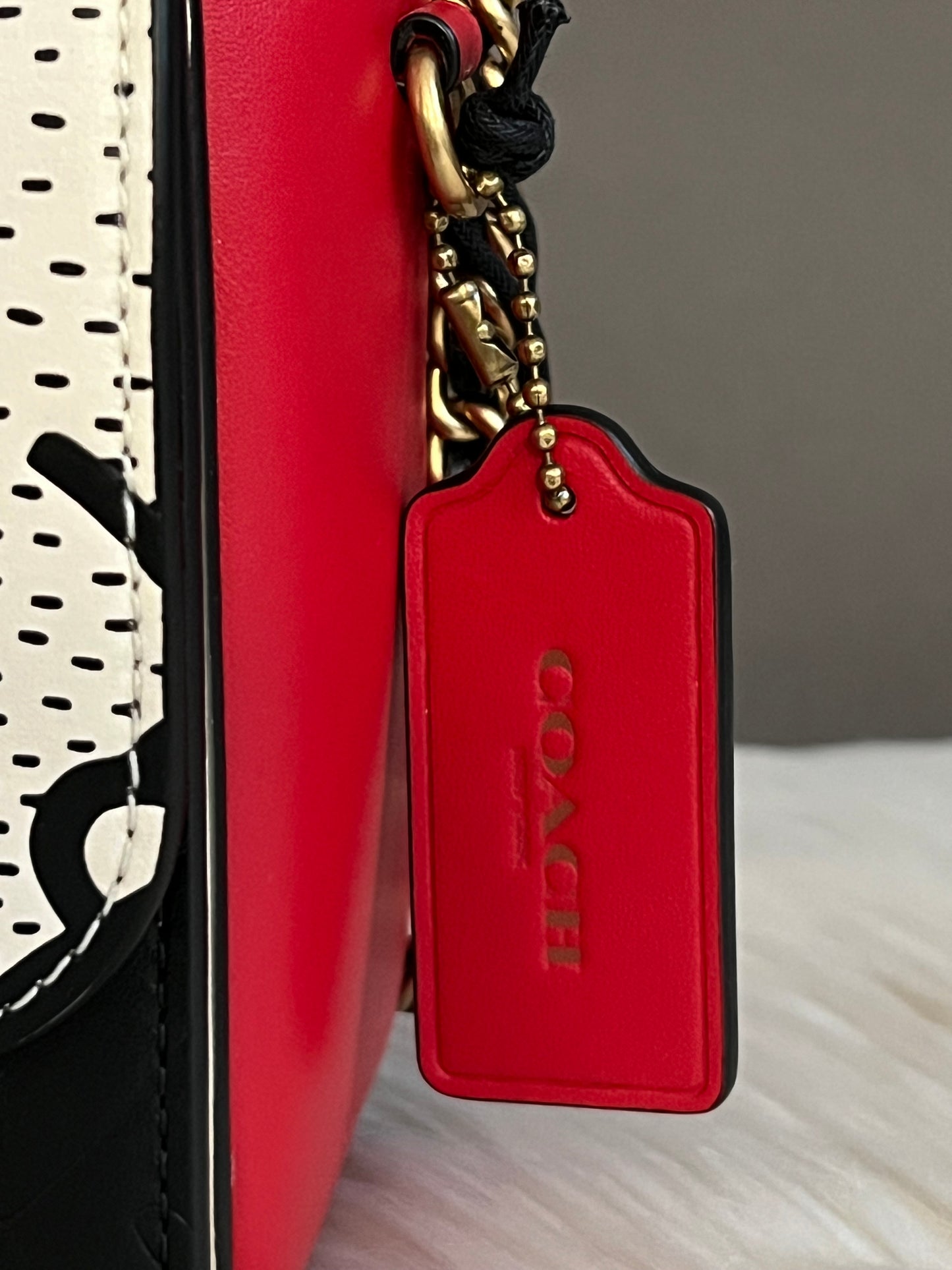 Coach Disney Mickey Mouse X Keith Haring Madison Shoulder Bag 19