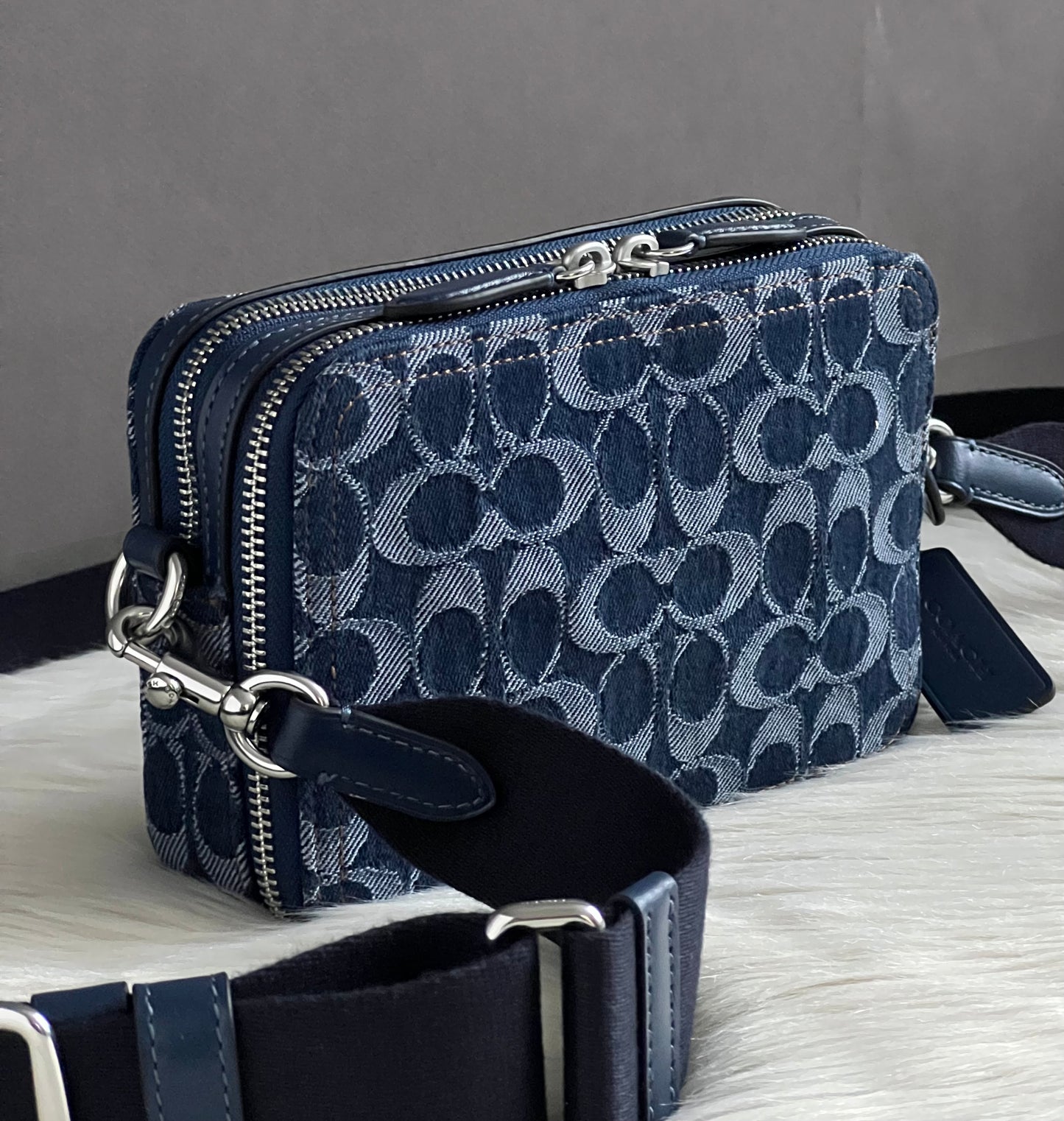 Coach Charter Crossbody Bag 19 In Signature Denim