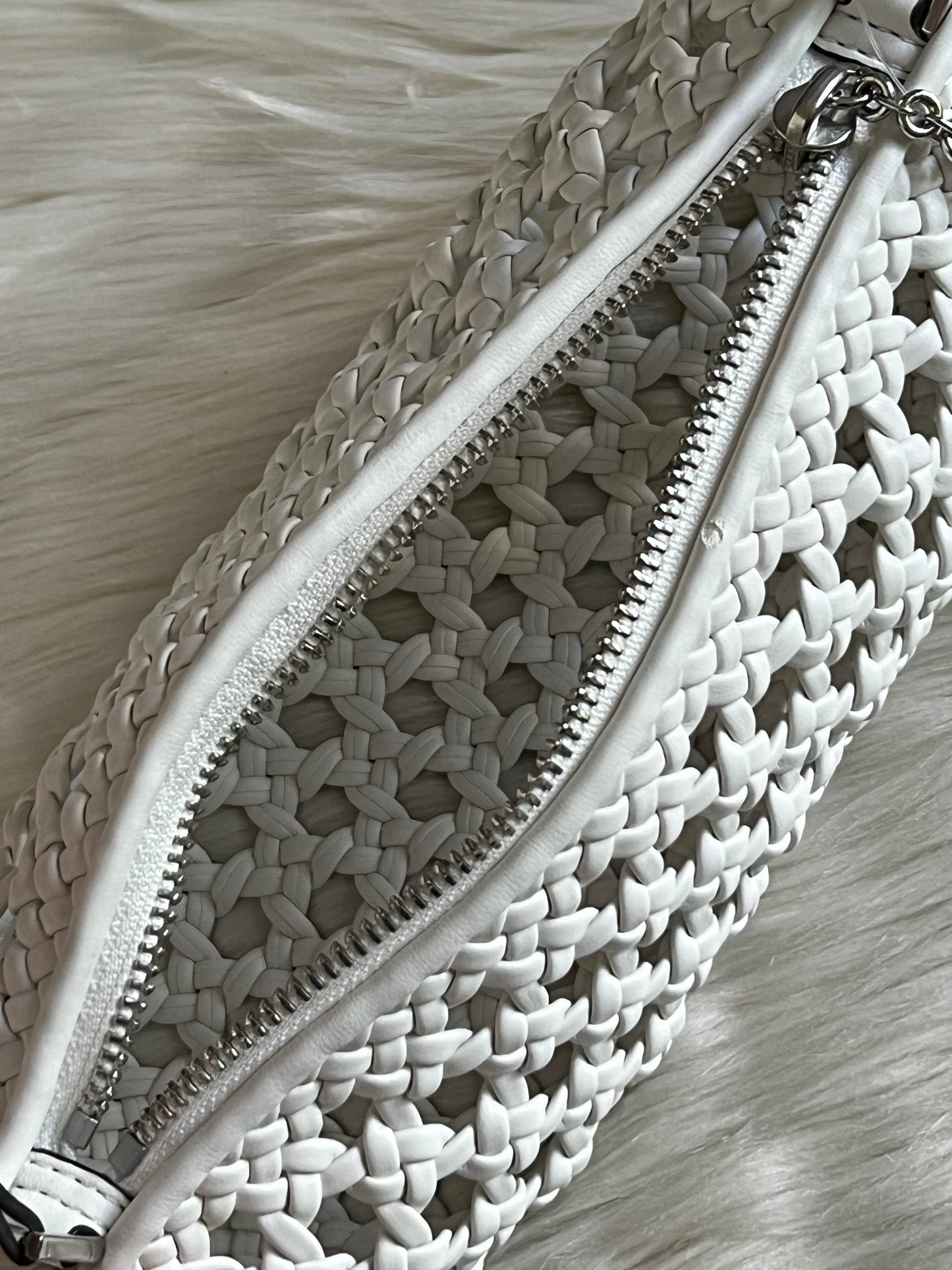 Michael Kors Izzy Small Crocheted Barrel Pochette