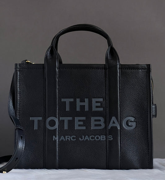 Marc Jacobs The Leather Medium Tote Bag