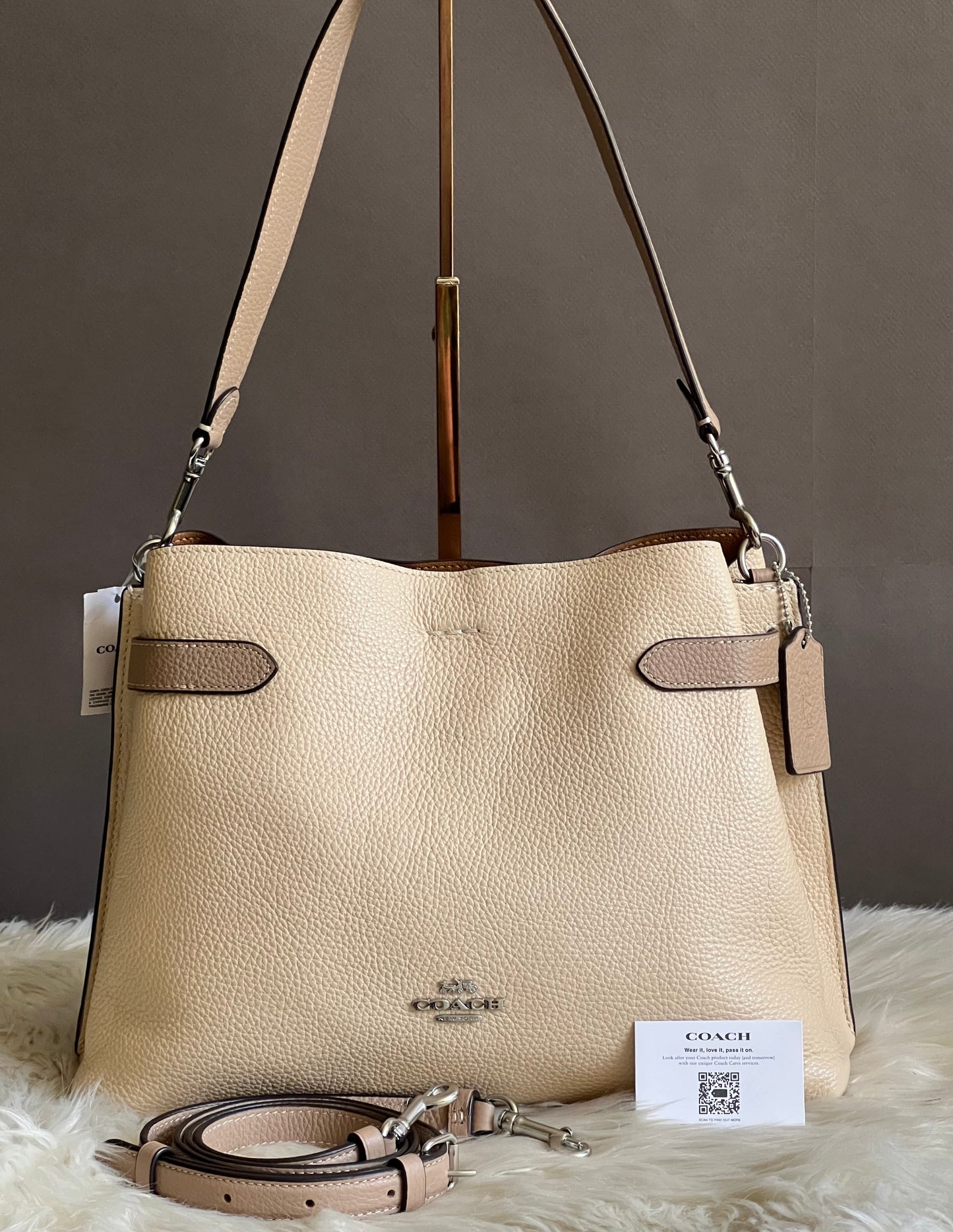 Coach Hanna Shoulder Bag