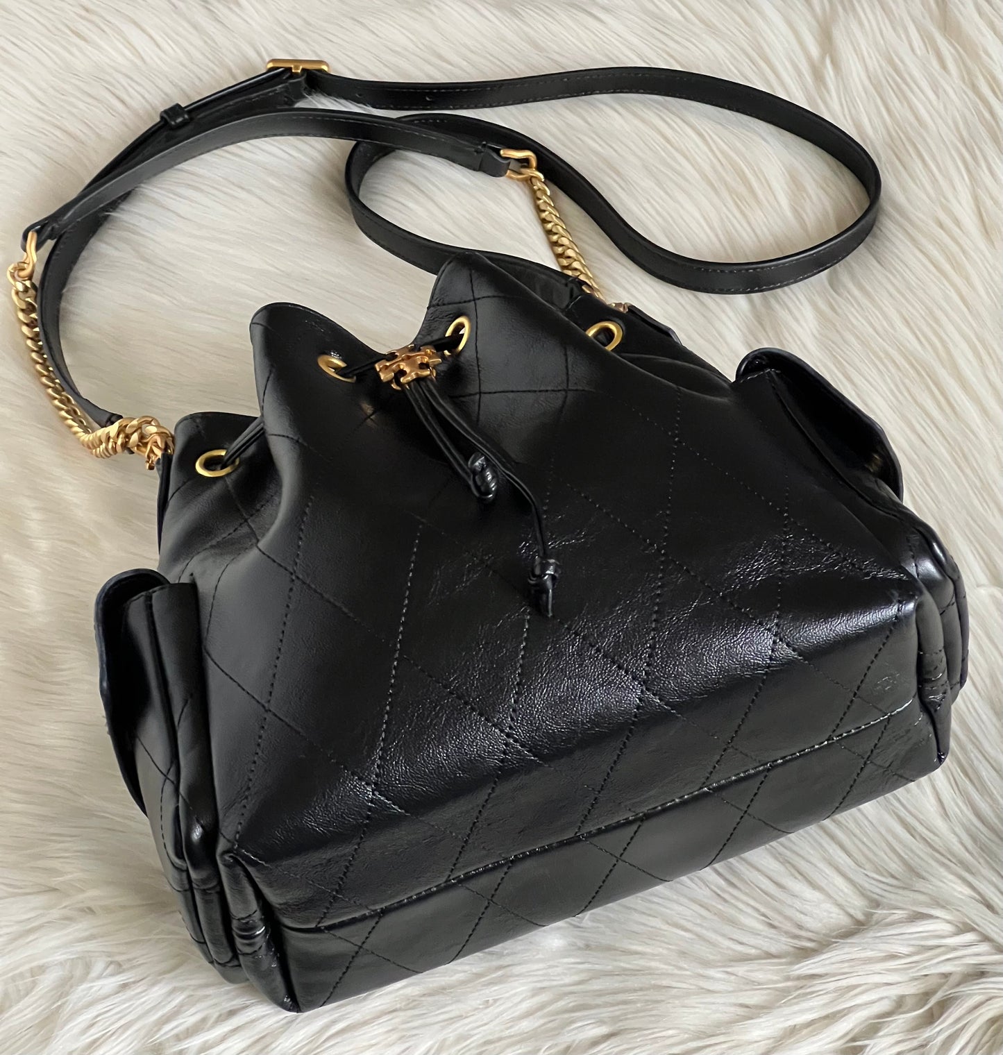 Tory Burch Charlie Quilted Drawstring Shoulder Bag
