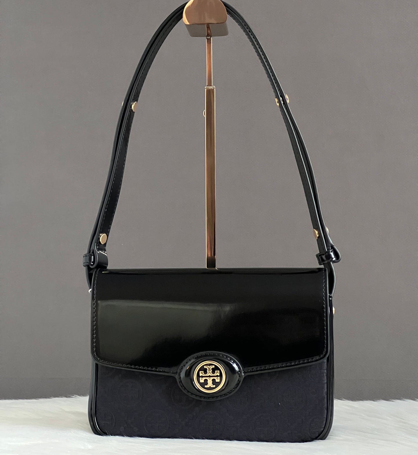 Tory Burch T Monogram Robinson Convertible Shoulder Bag