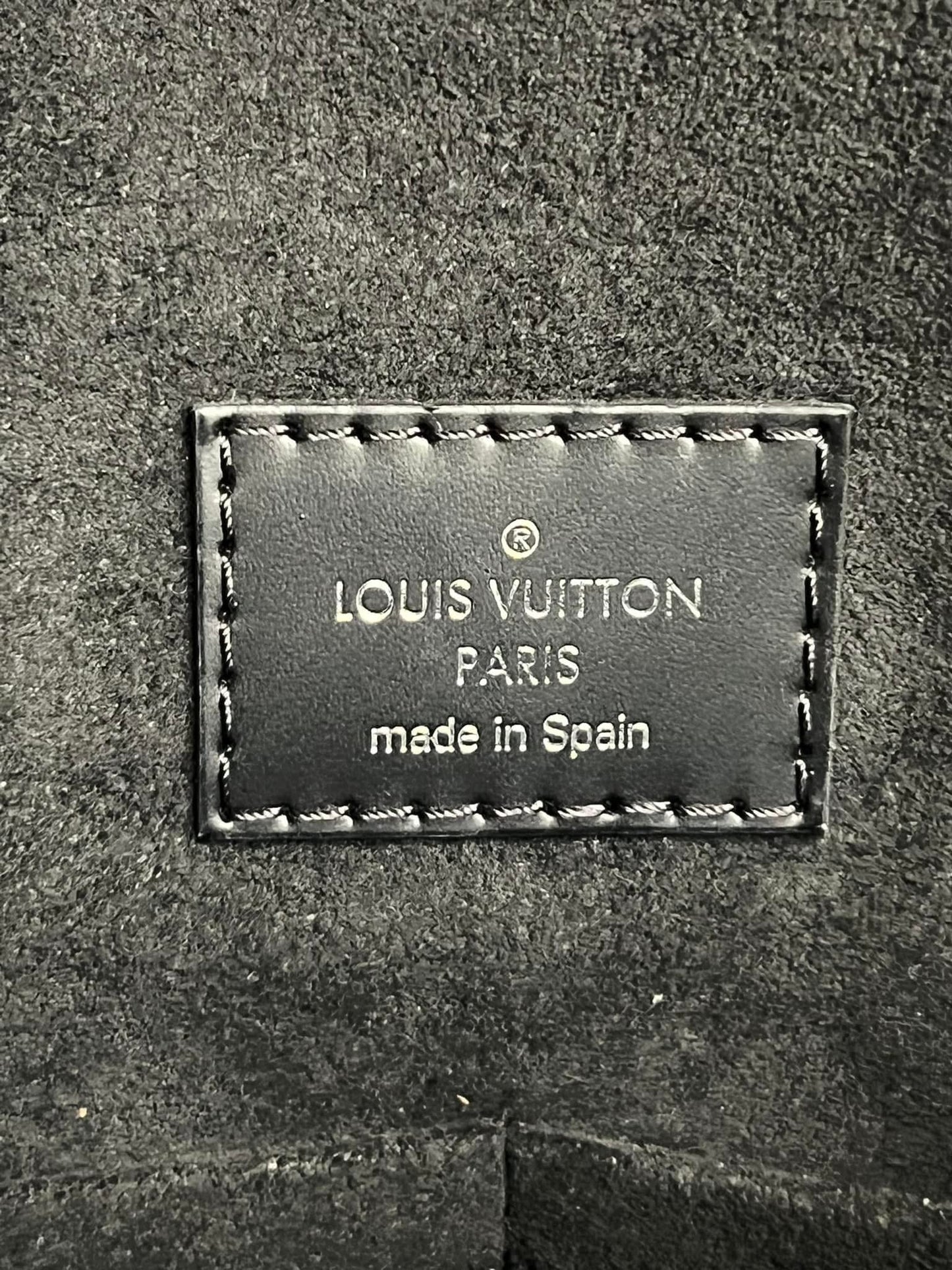 Louis Vuitton Cluny BB in Epi Leather