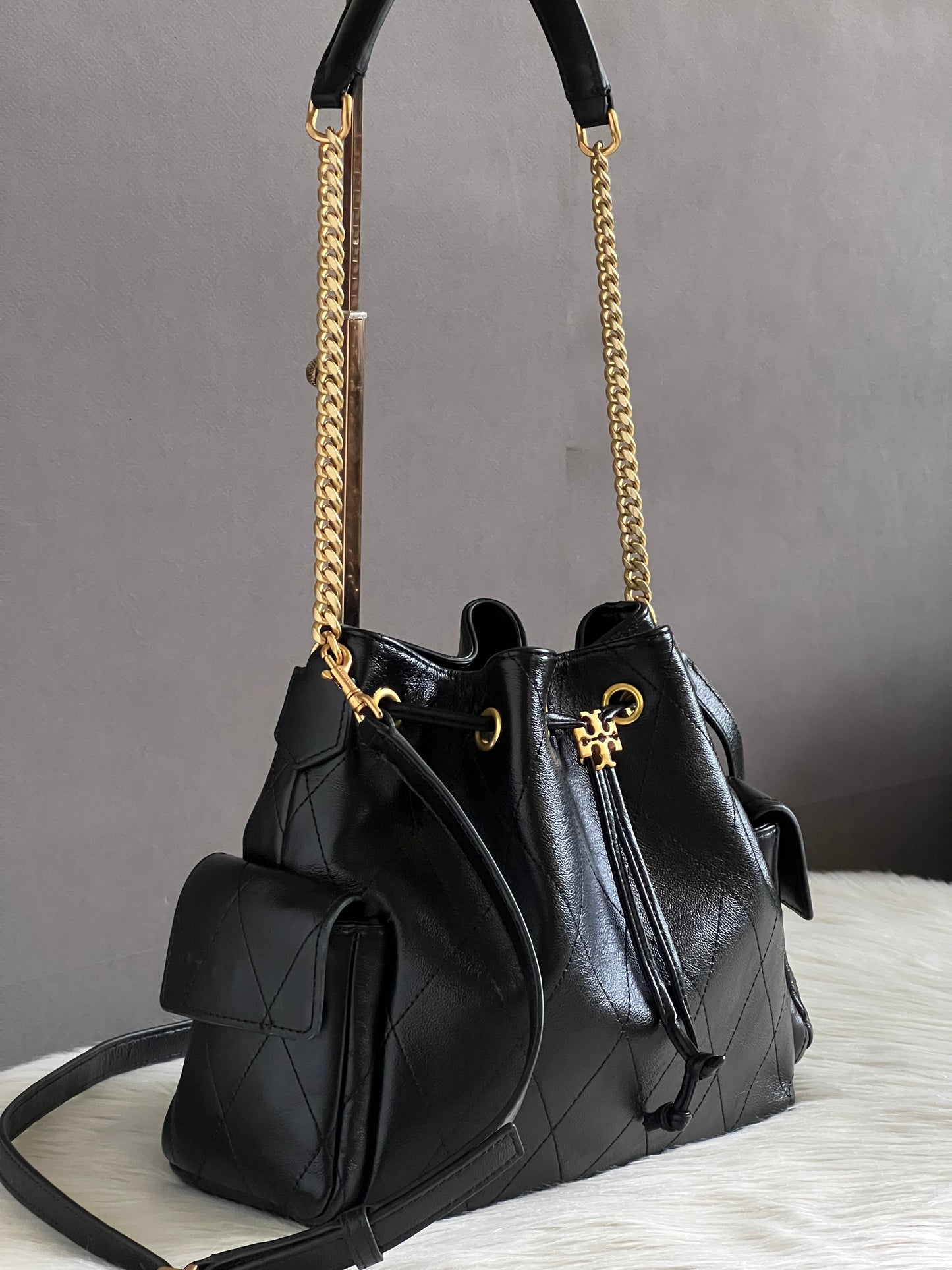 Tory Burch Charlie Quilted Drawstring Shoulder Bag