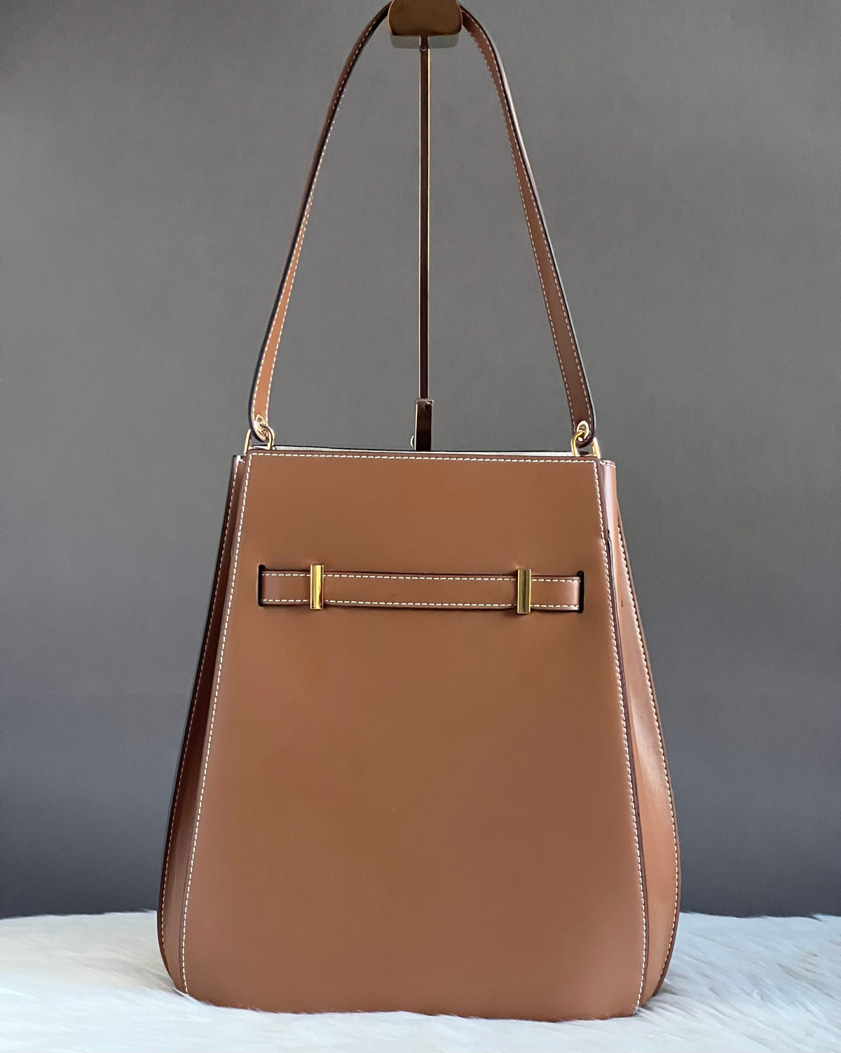 Tory Burch Lee Radziwill Bucket Bag