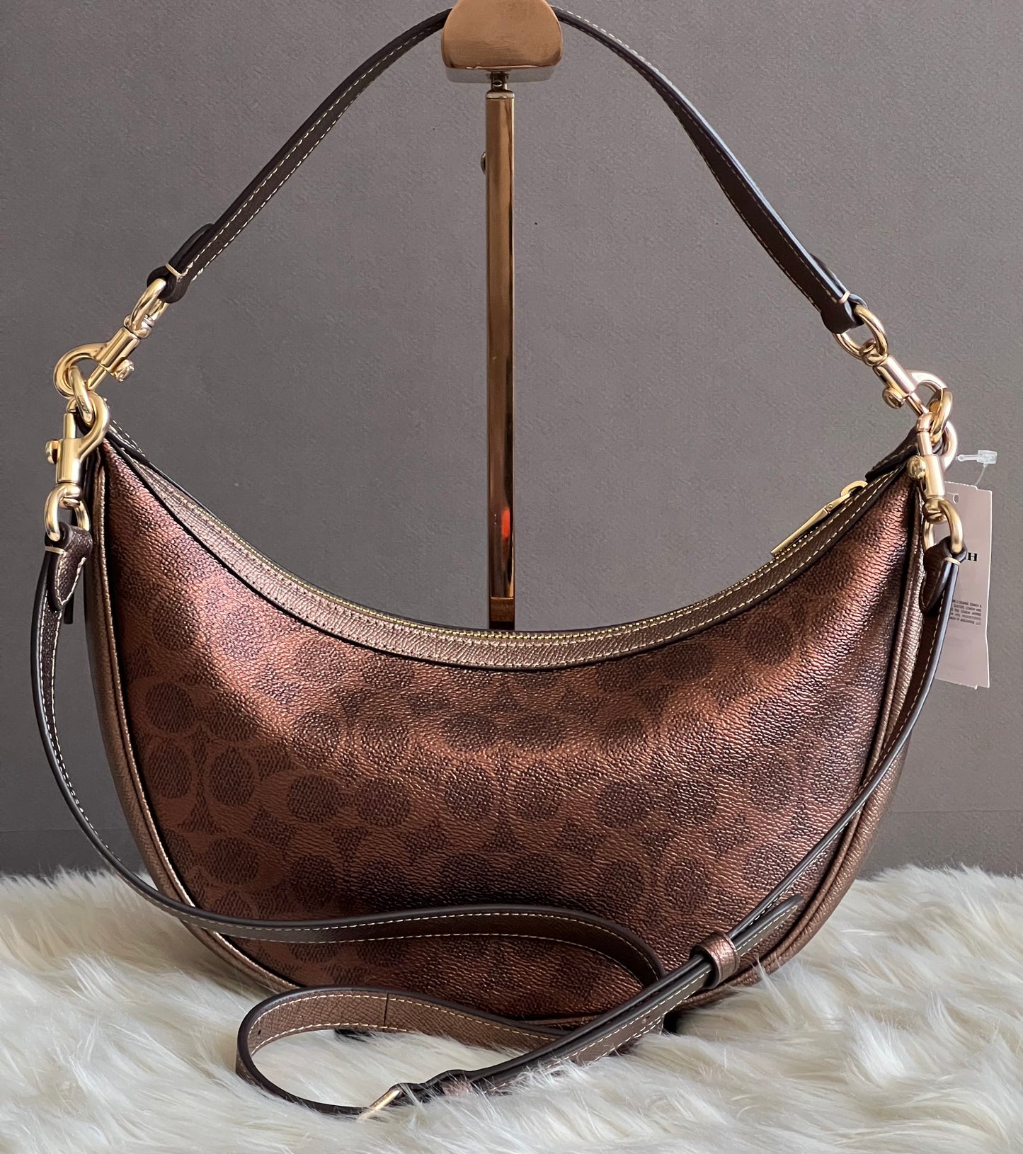 Coach Aria Shoulder Bag In Signature Canvas