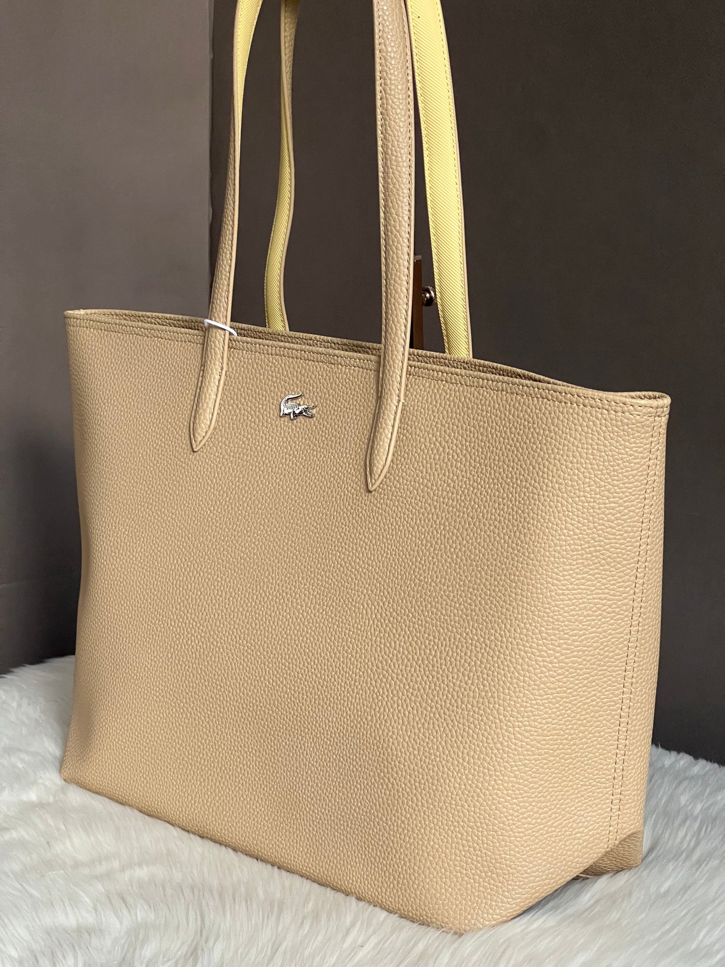 Lacoste Women’s Anna Zip Tote Bag
