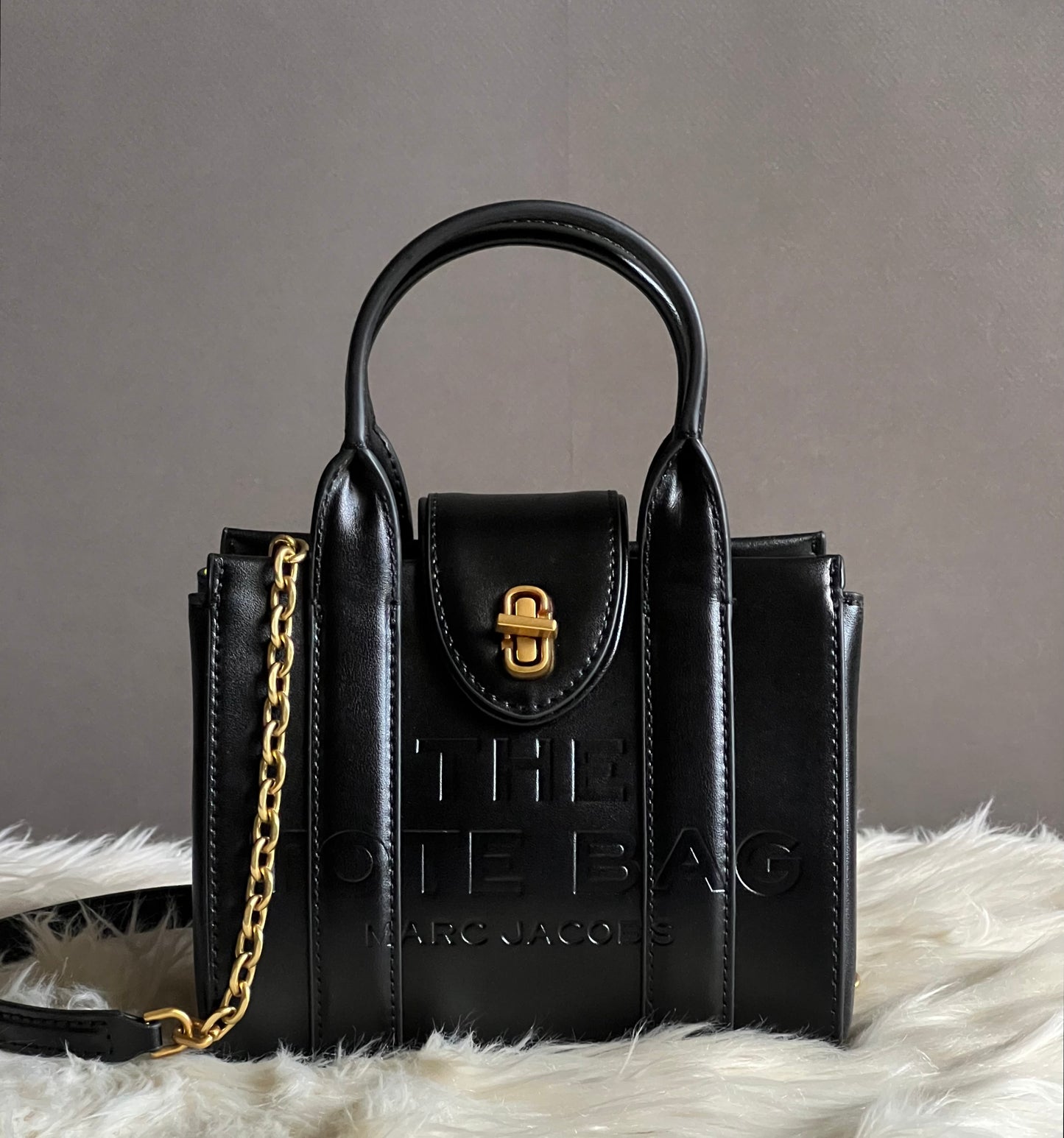 Marc Jacobs The Turnlock Crossbody Tote Bag