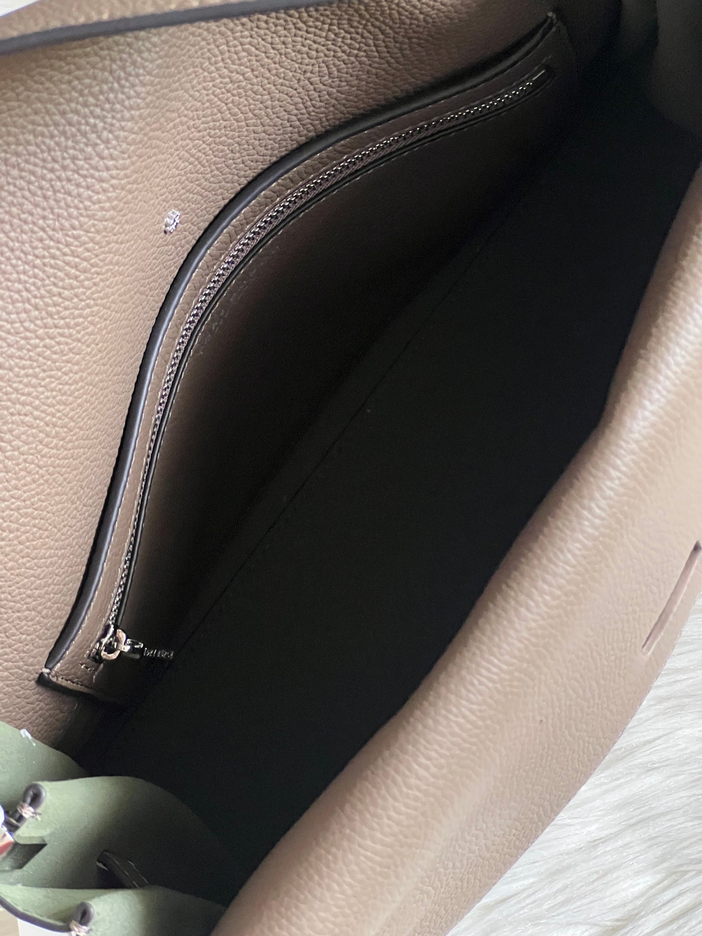 Tory Burch Large Lee Radziwill Shoulder Bag