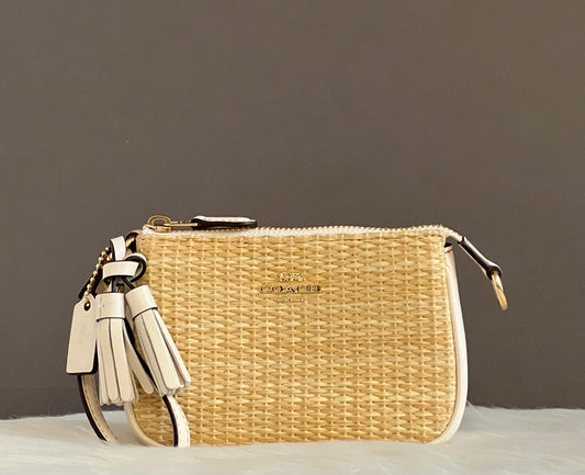 Coach Nolita 15 in Straw