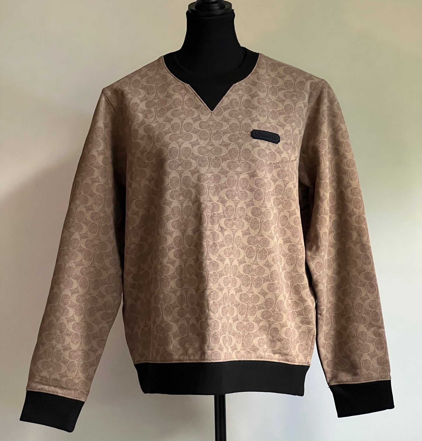 Coach Essential Crewneck In Signature