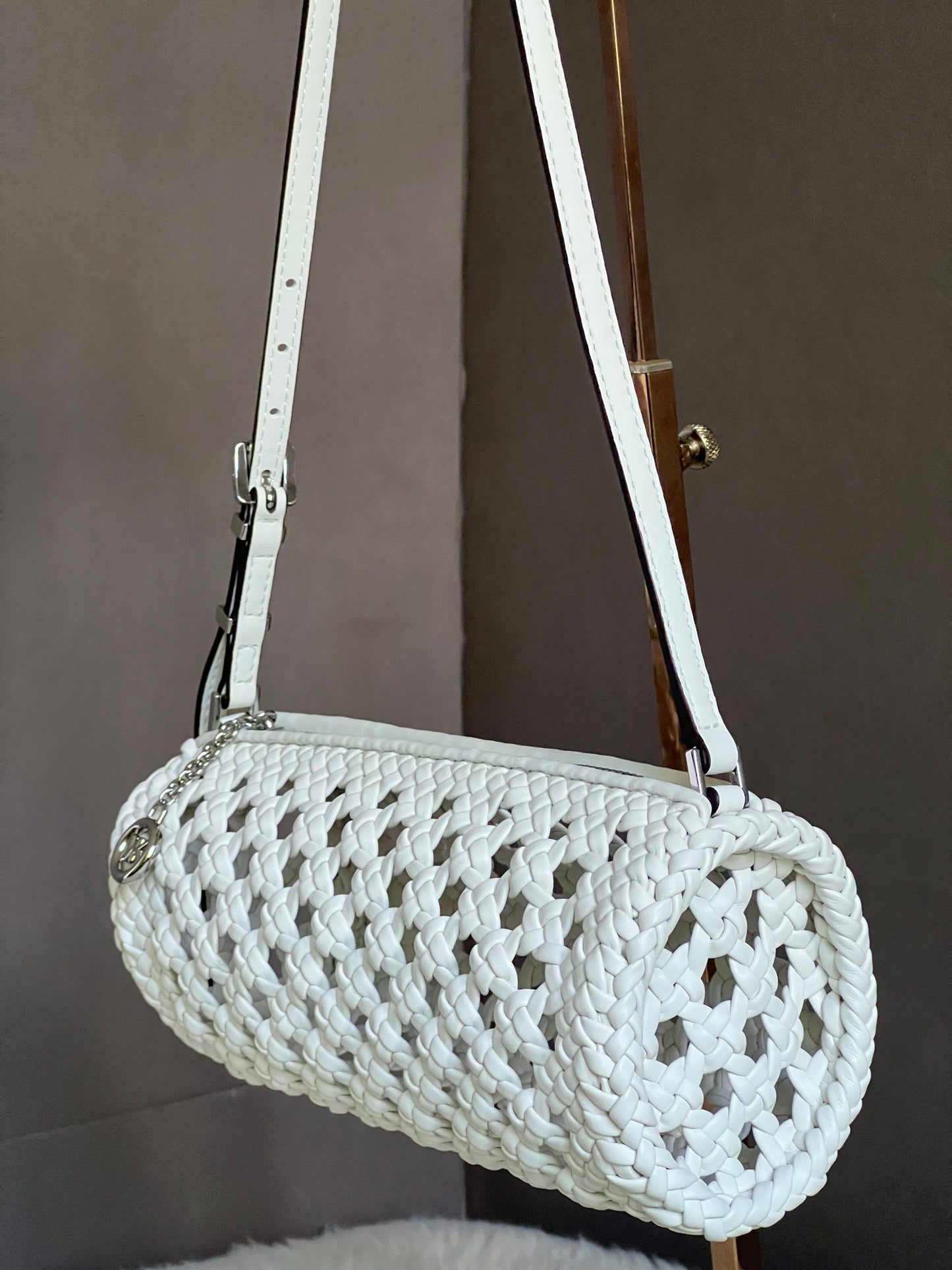 Michael Kors Izzy Small Crocheted Barrel Pochette